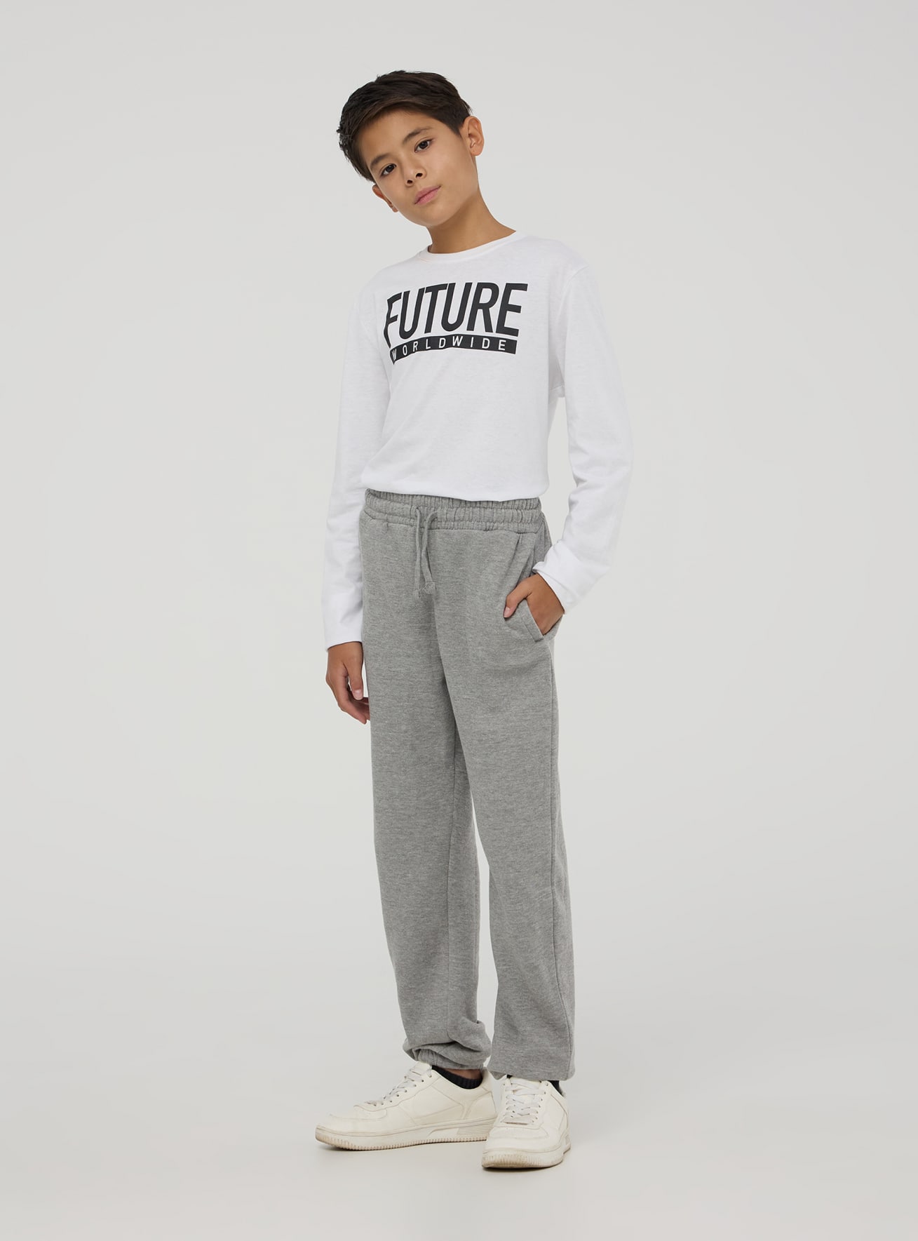 Middle grey melange Plain tracksuit bottoms in heavy fabric Buy Online Terranova