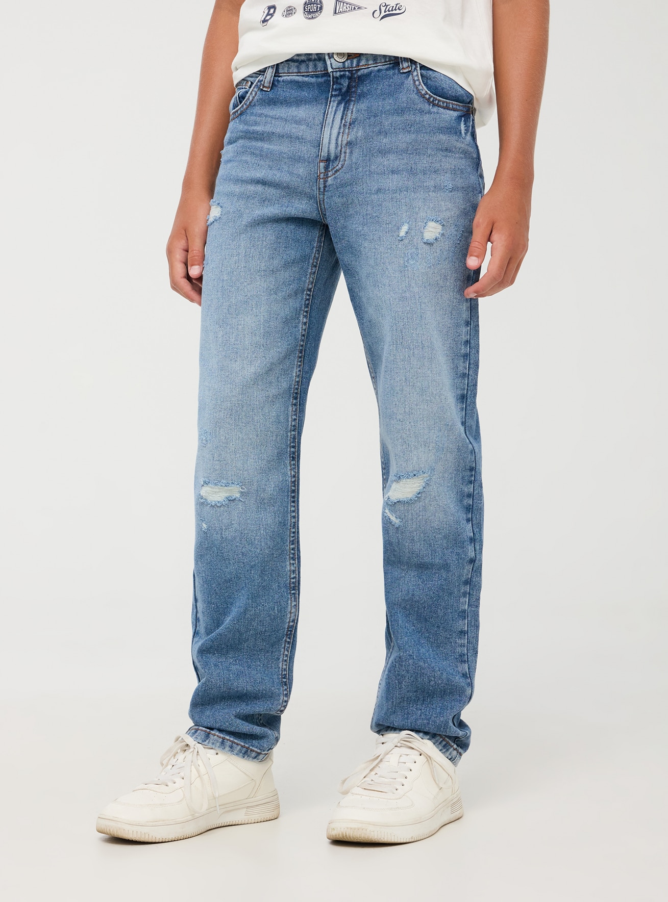 Jeans me çarje