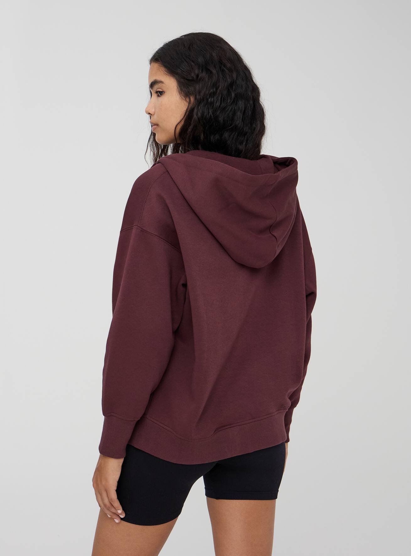 Felpa pesante maxi con cappuccio e zip a tinta unita bordeaux scuro Terranova