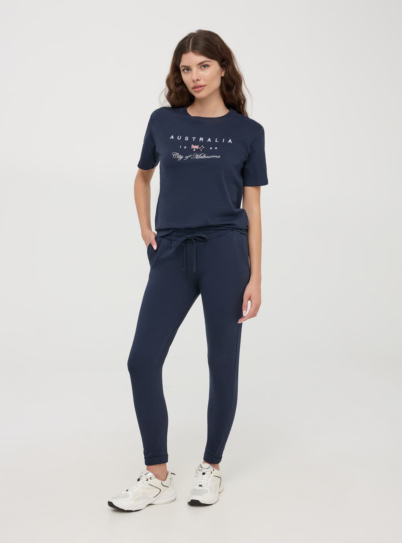 Skinny jogging bottoms womens top