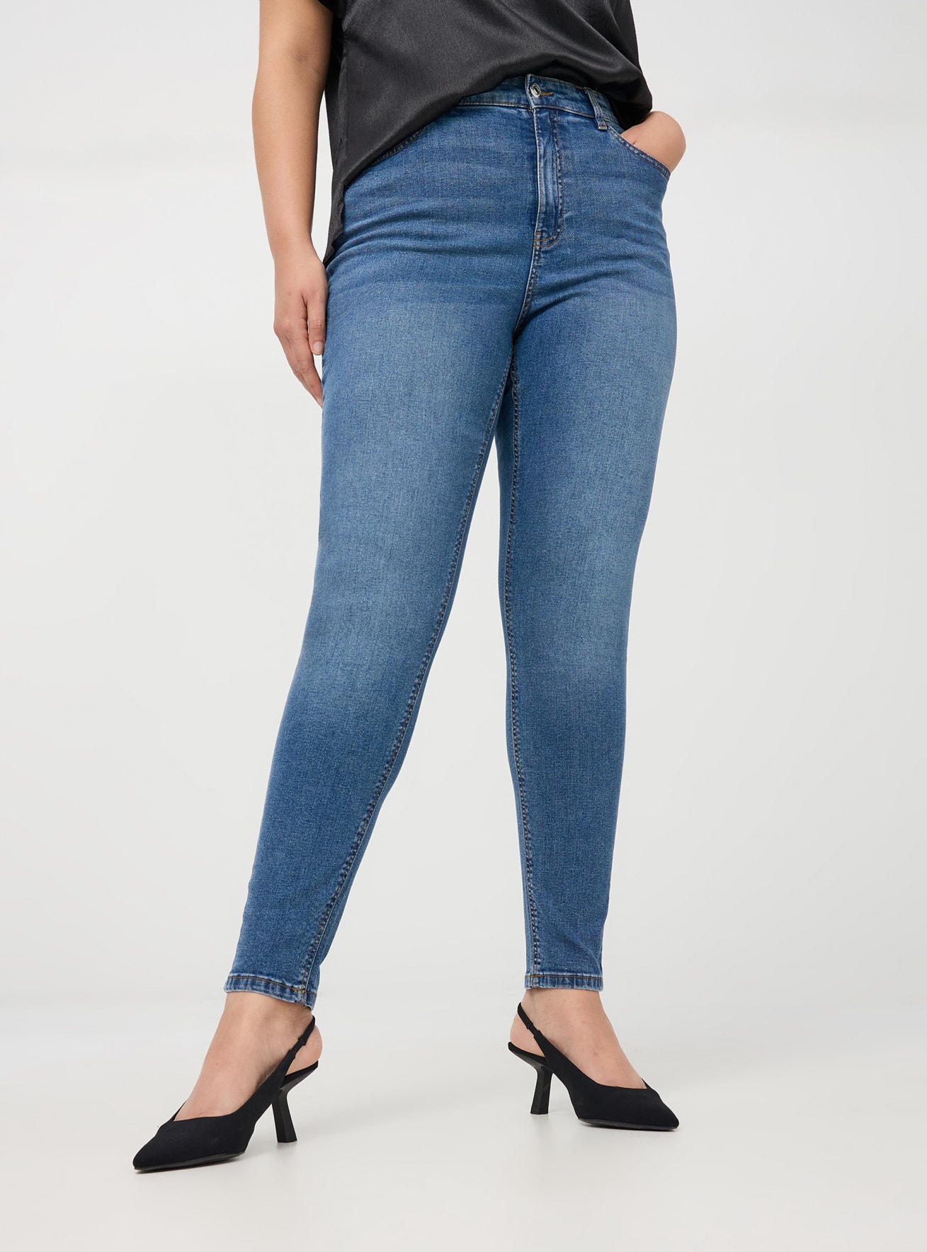 Pantalone Jeans Lungo Donna Terranova