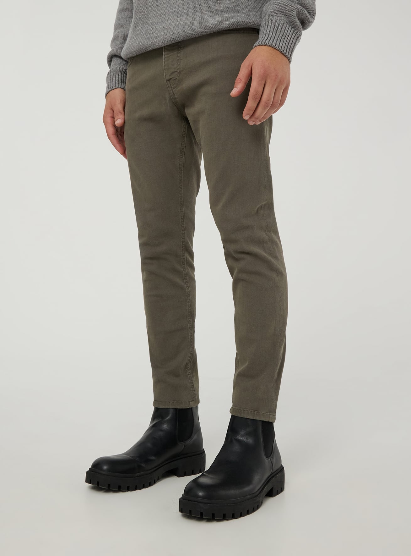 Pantalon 5 poches coupe skinny sauge Terranova