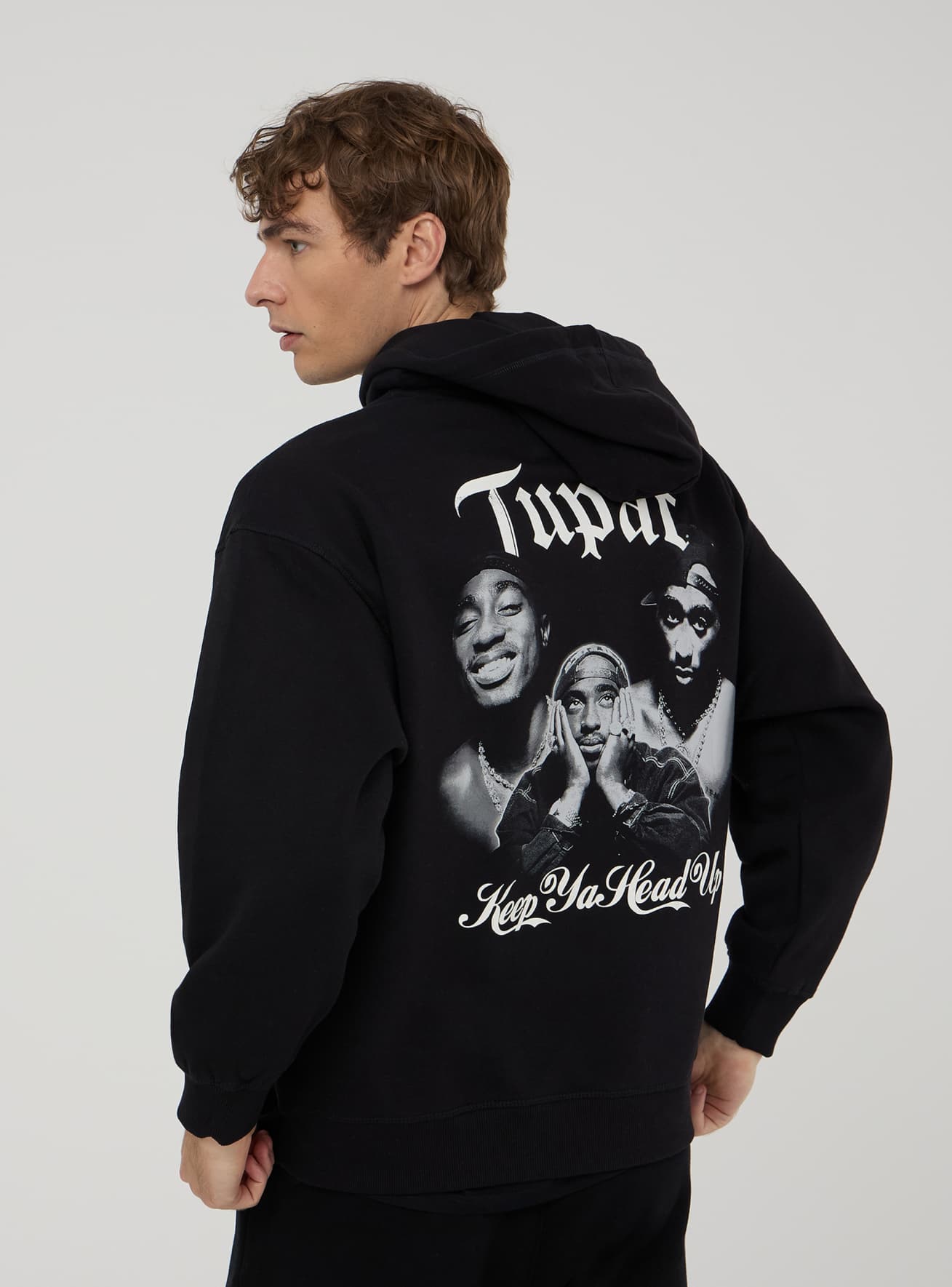 2pac sweatshirt outlet