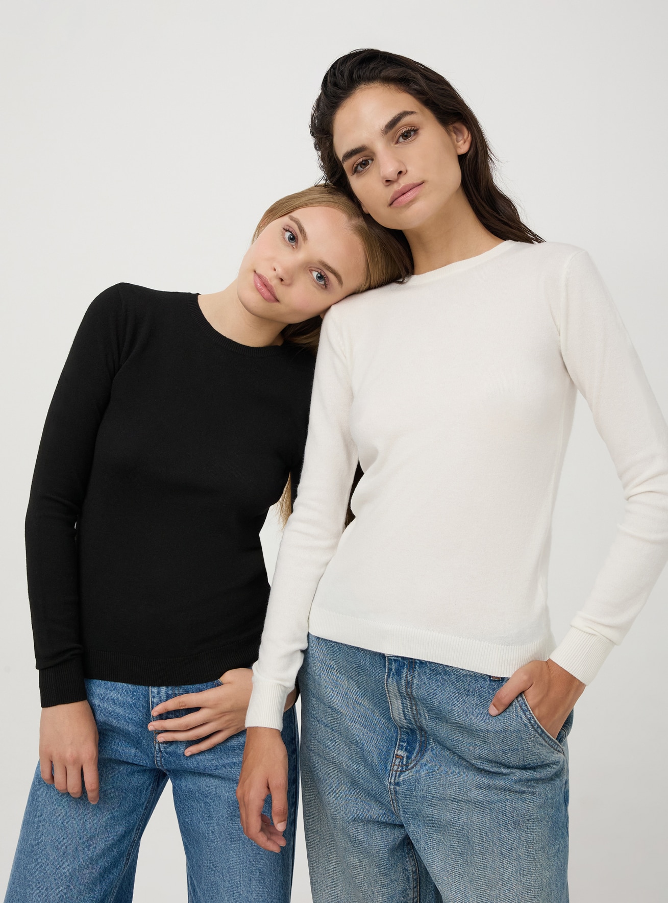 Lot de 2 pulls basiques unis