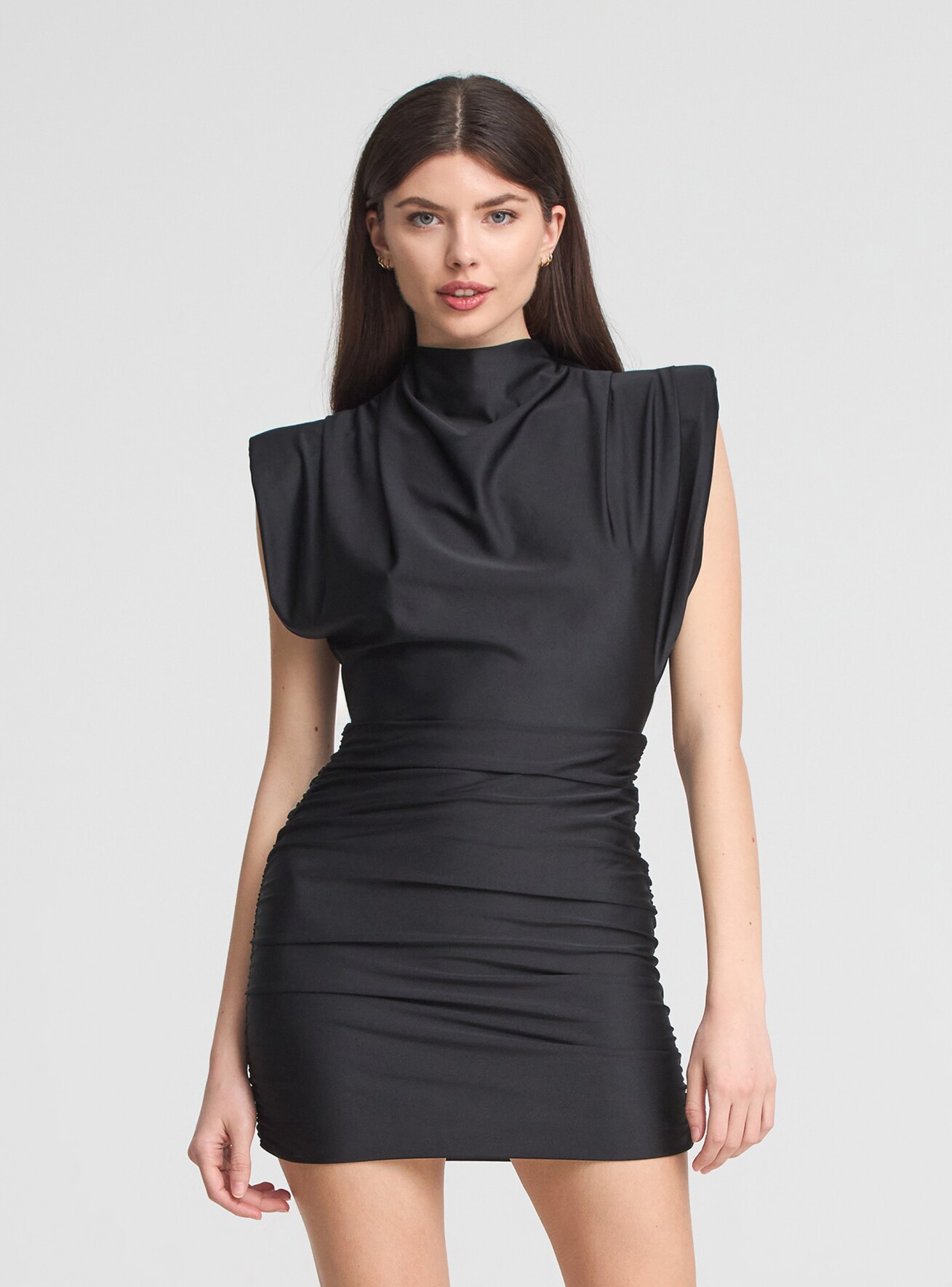 Vestito nero aderente cheap