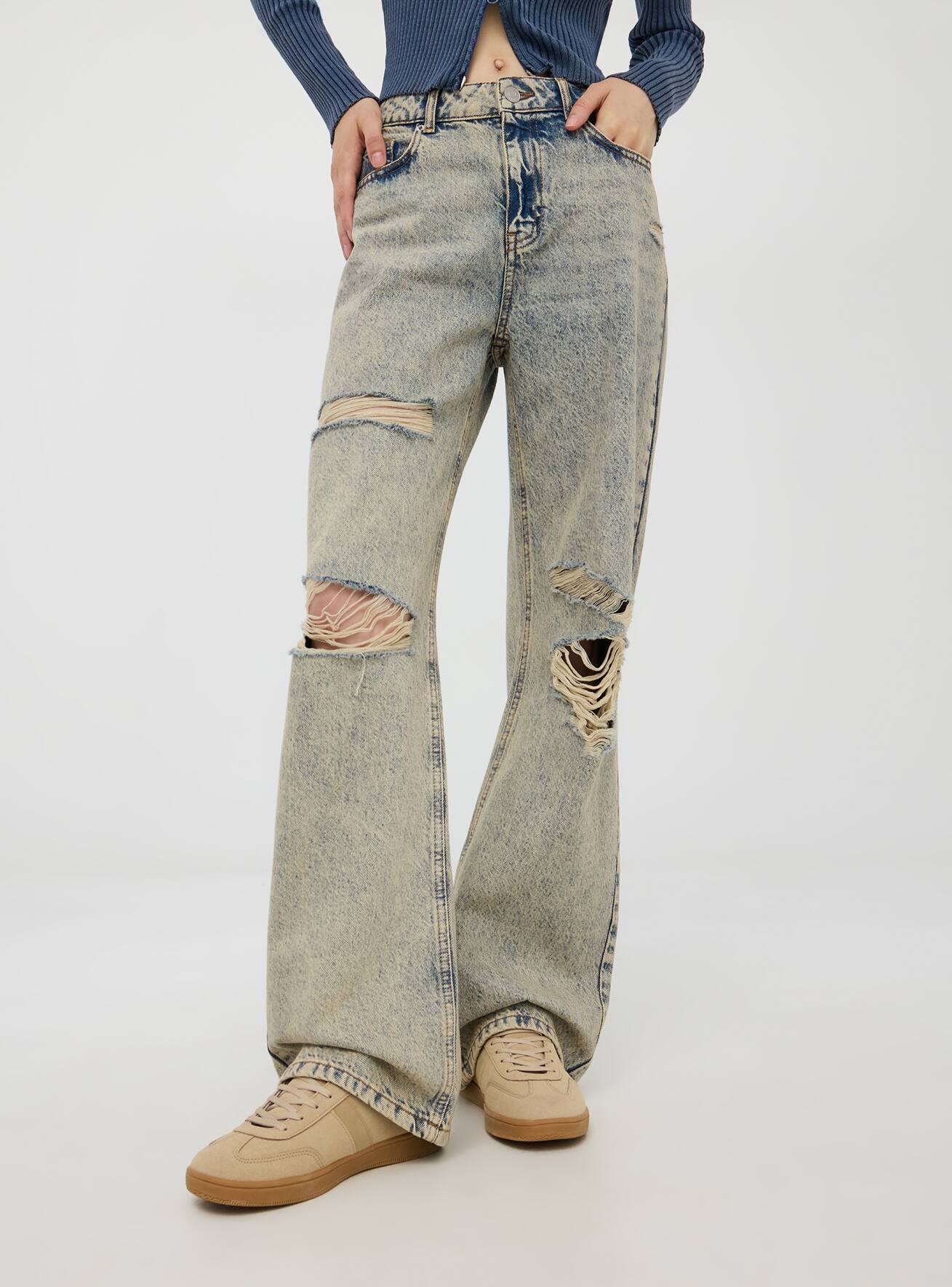 Middle blue denim Wide leg jeans with rips Buy Online Terranova