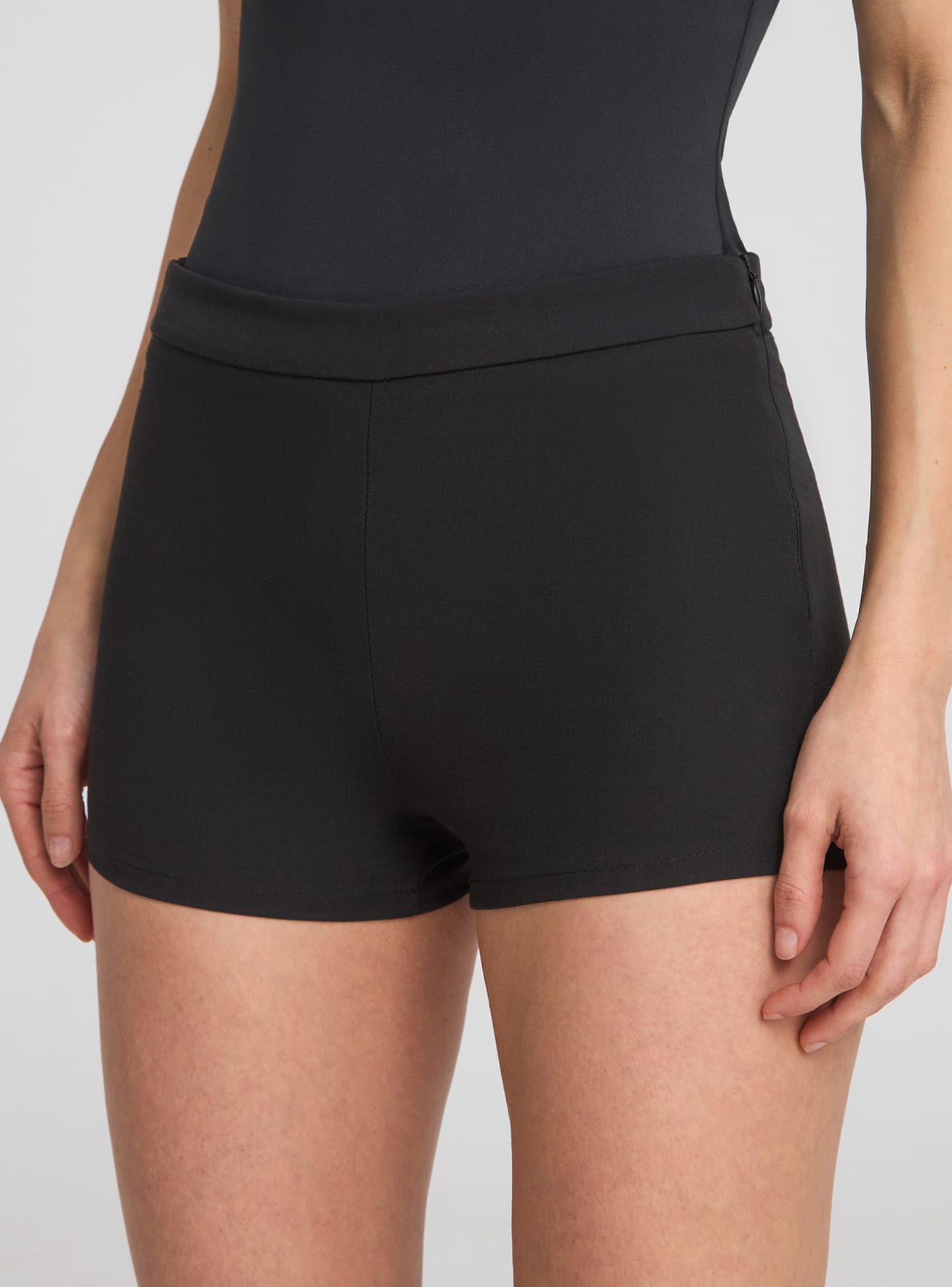 Short pants Woman Terranova