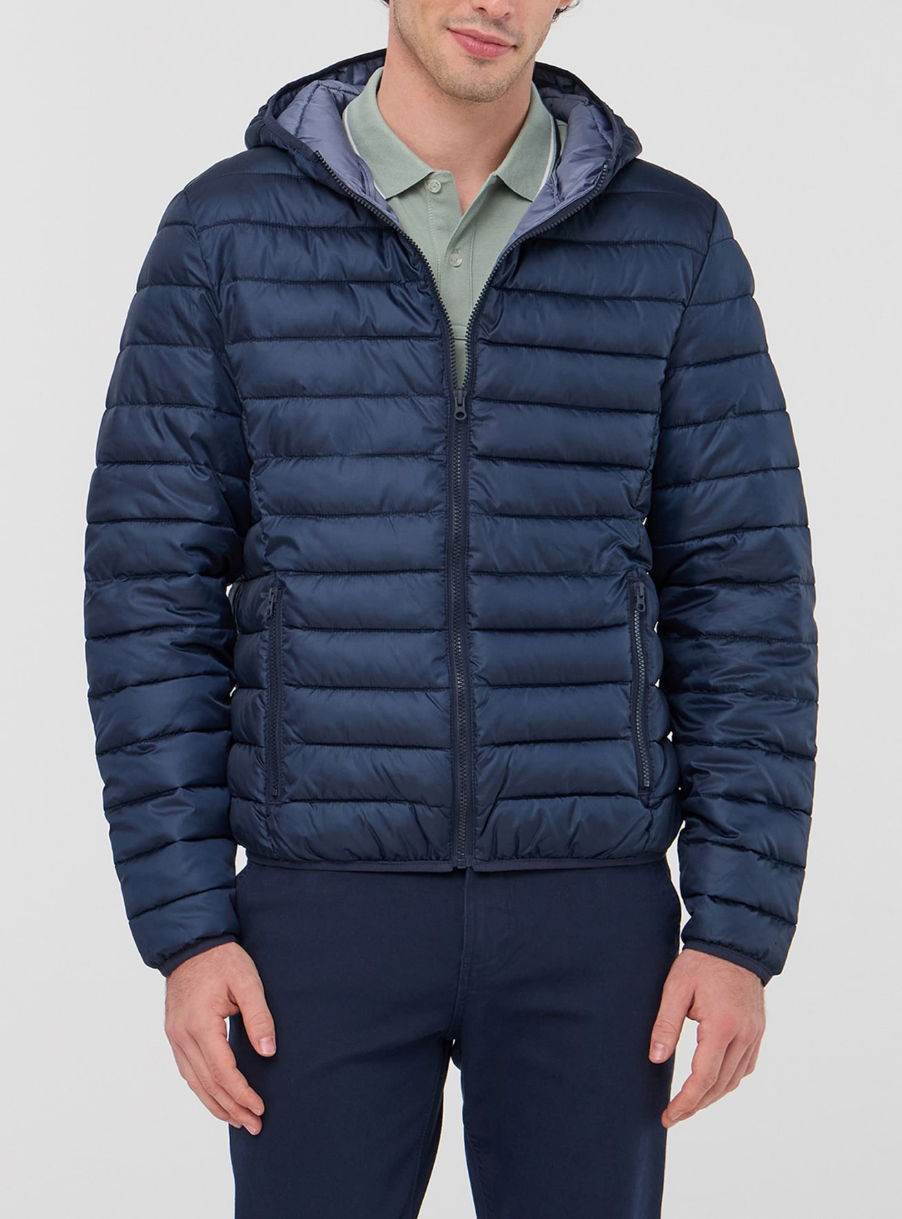 100-Gramm-Jacke mit Kapuze