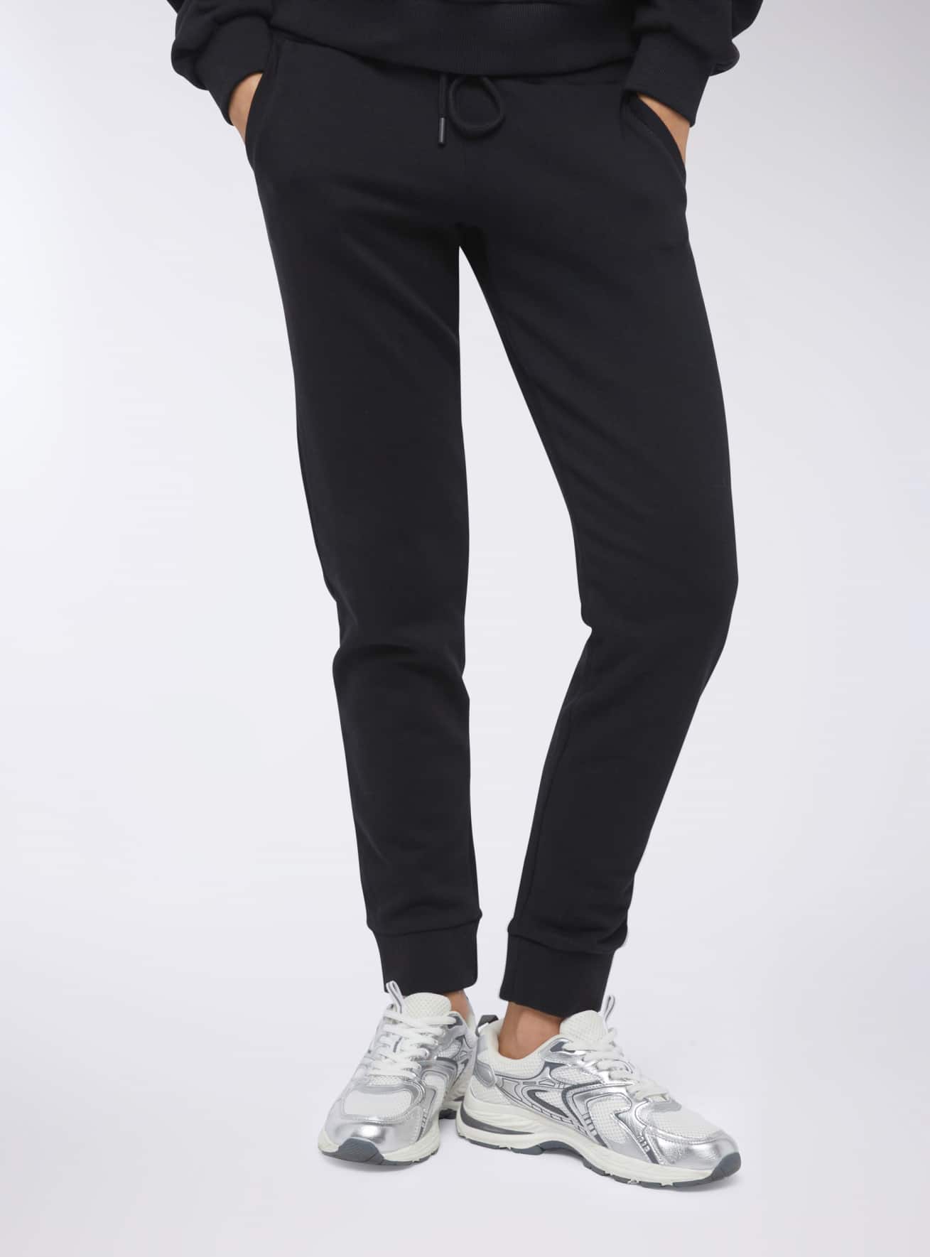 Duge sportske pantalone Žene Terranova