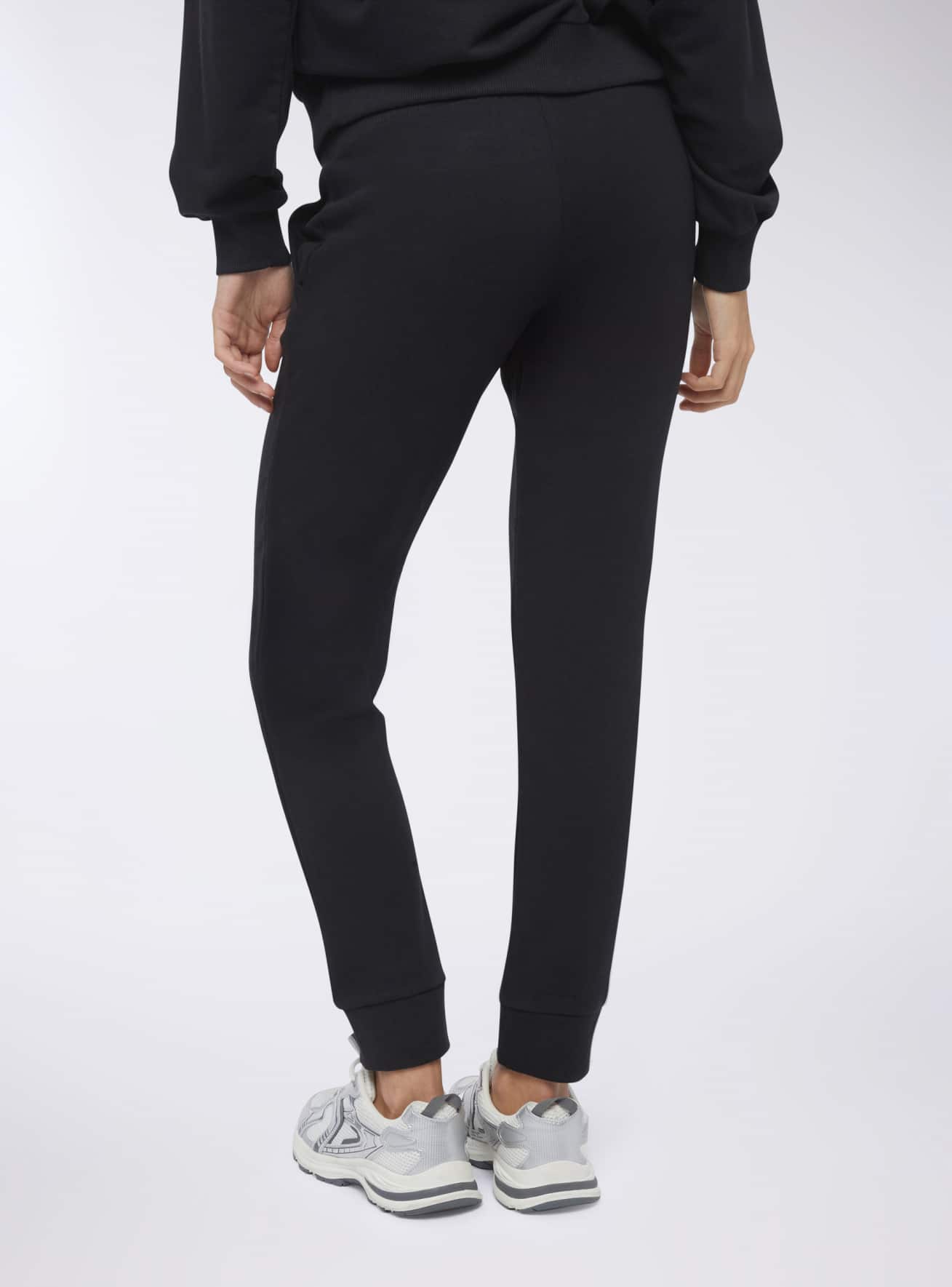 Duge sportske pantalone Žene Terranova