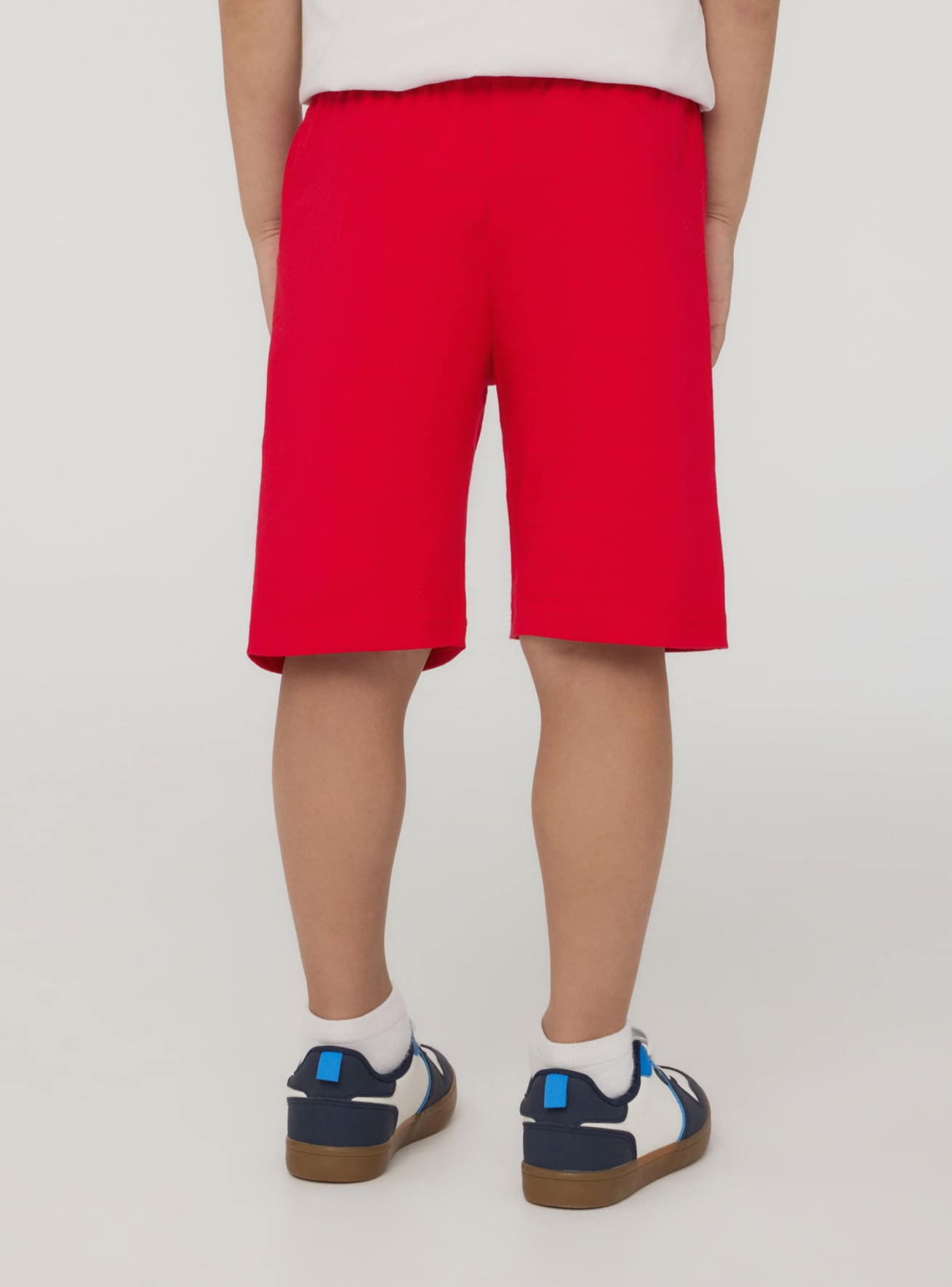 Kratke gimnastičke hlače Dječak 010