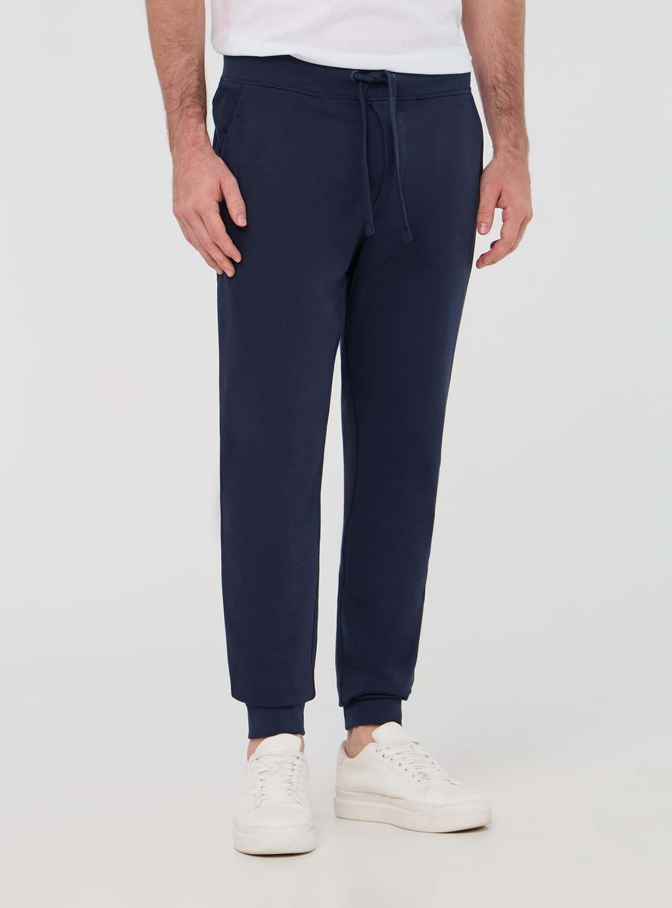 Pantaloni leggeri tuta con coulisse e tasche