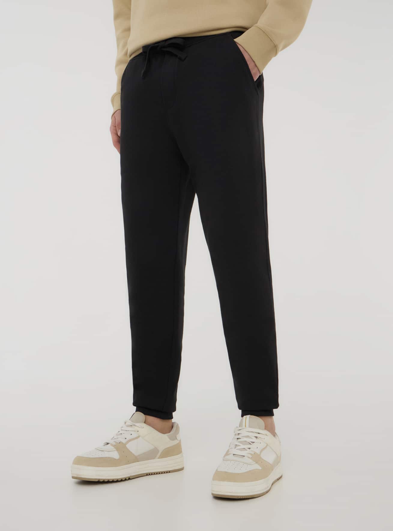 Pantaloni leggeri tuta con coulisse e tasche
