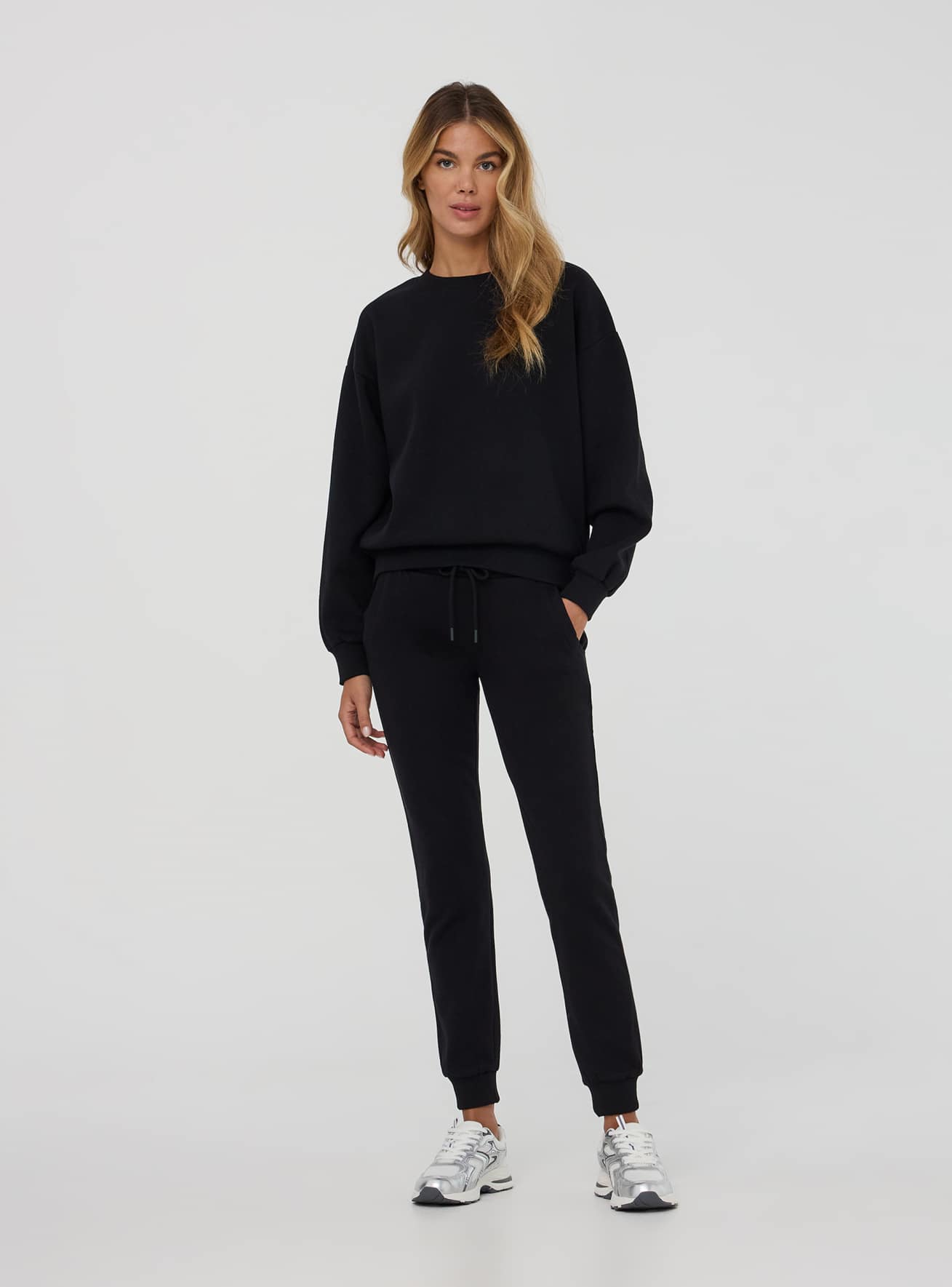 Pantaloni tuta leggeri con polsini e coulisse