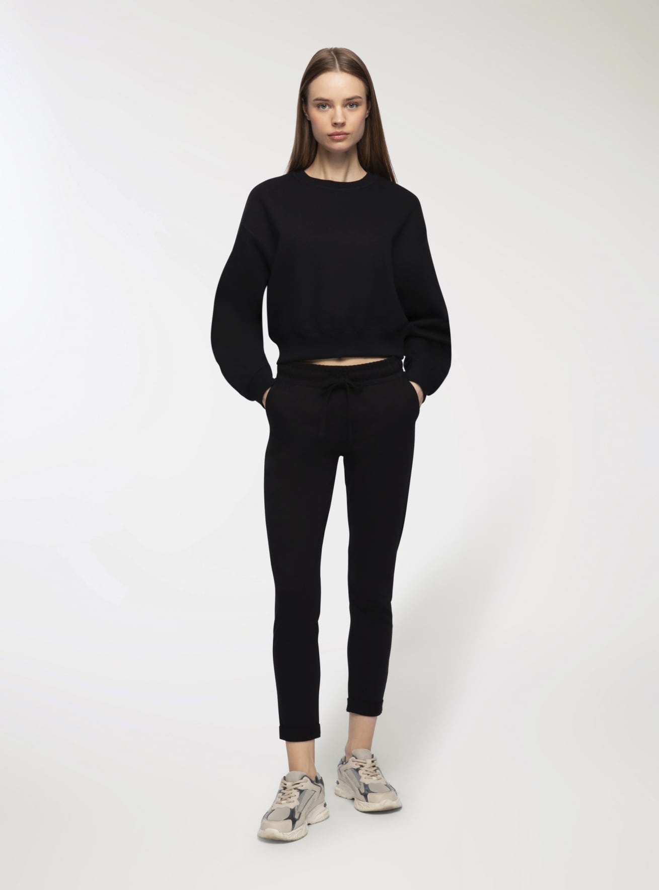 Lekki dresowe spodnie typu skinny chino