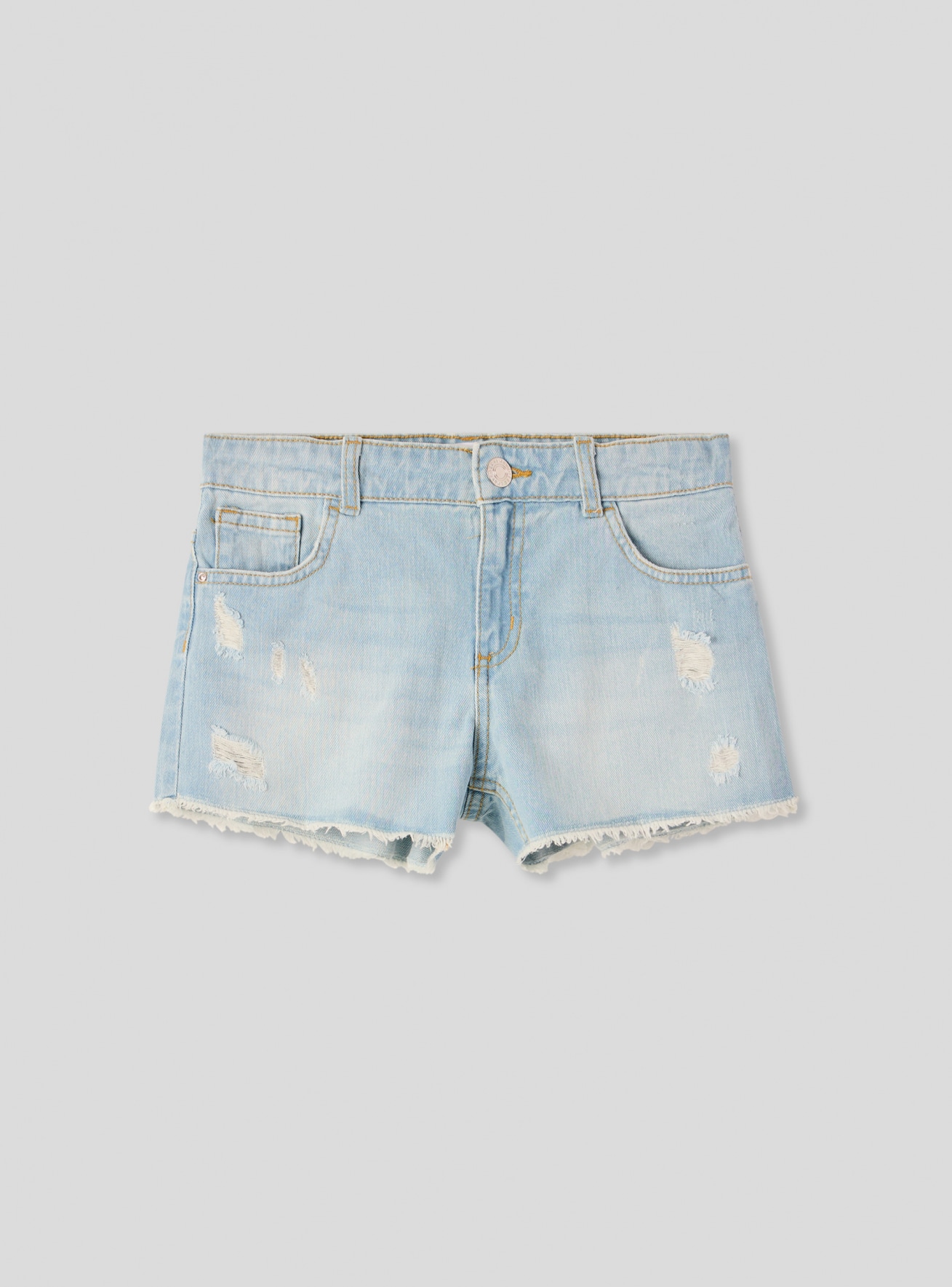 Shorts di jeans chiari con strappi