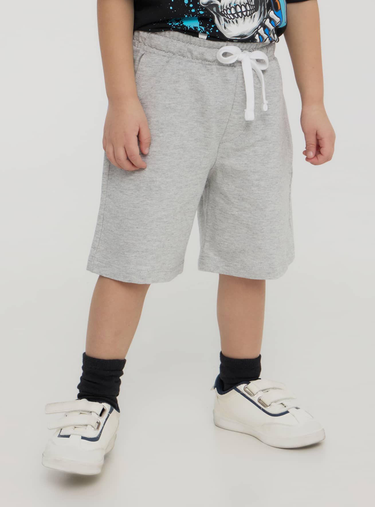 Kratke sportske pantalone Dečaci 010
