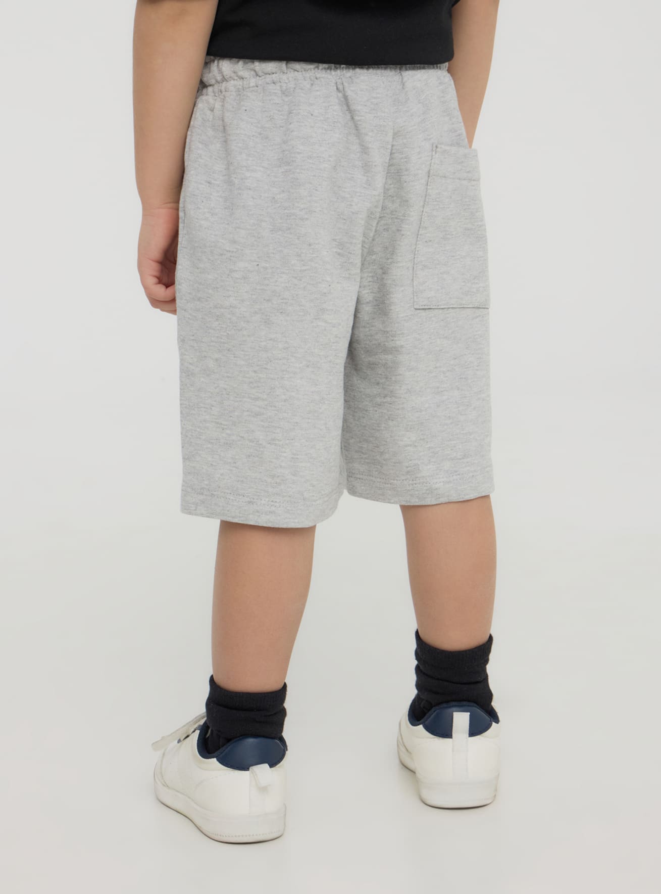 Kratke sportske pantalone Dečaci 010