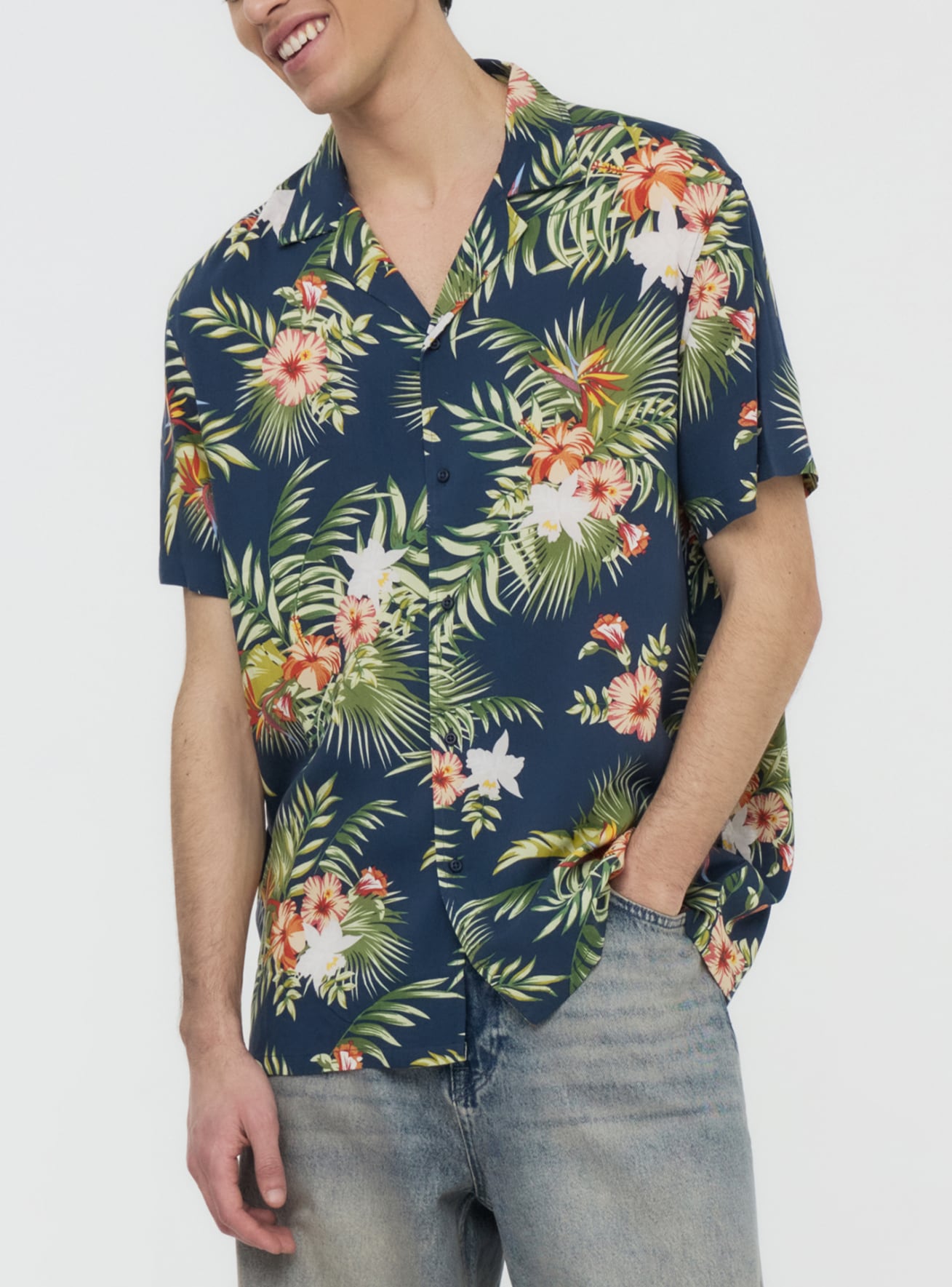 Camicia a fiori colorati
