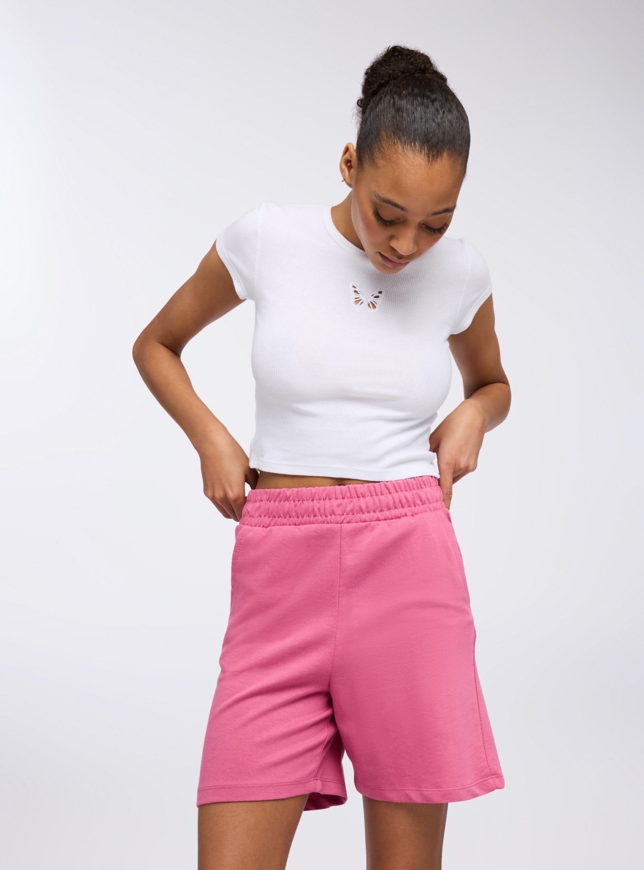 Kratke sportske pantalone Žene Terranova