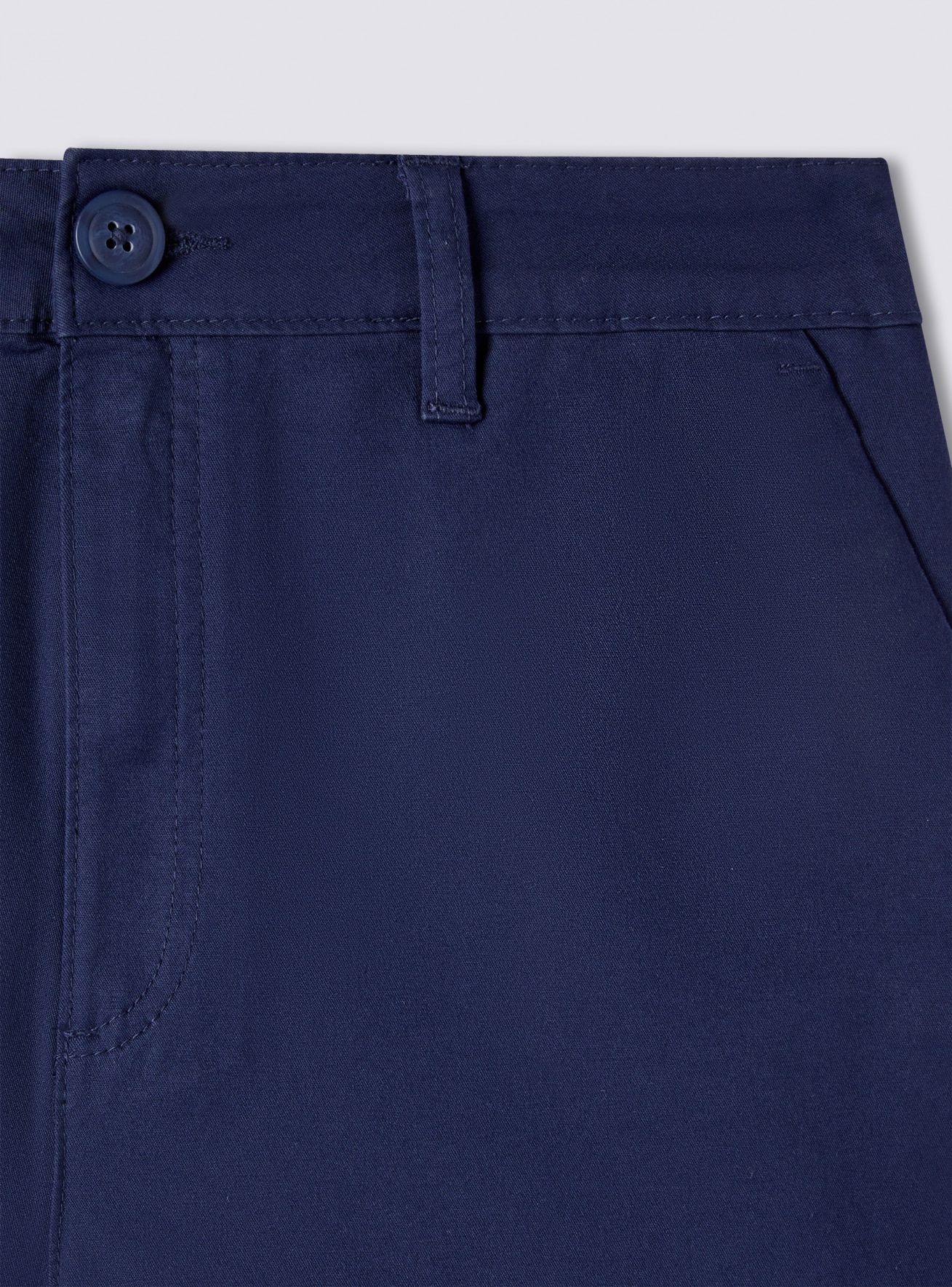 Short pants Woman Terranova