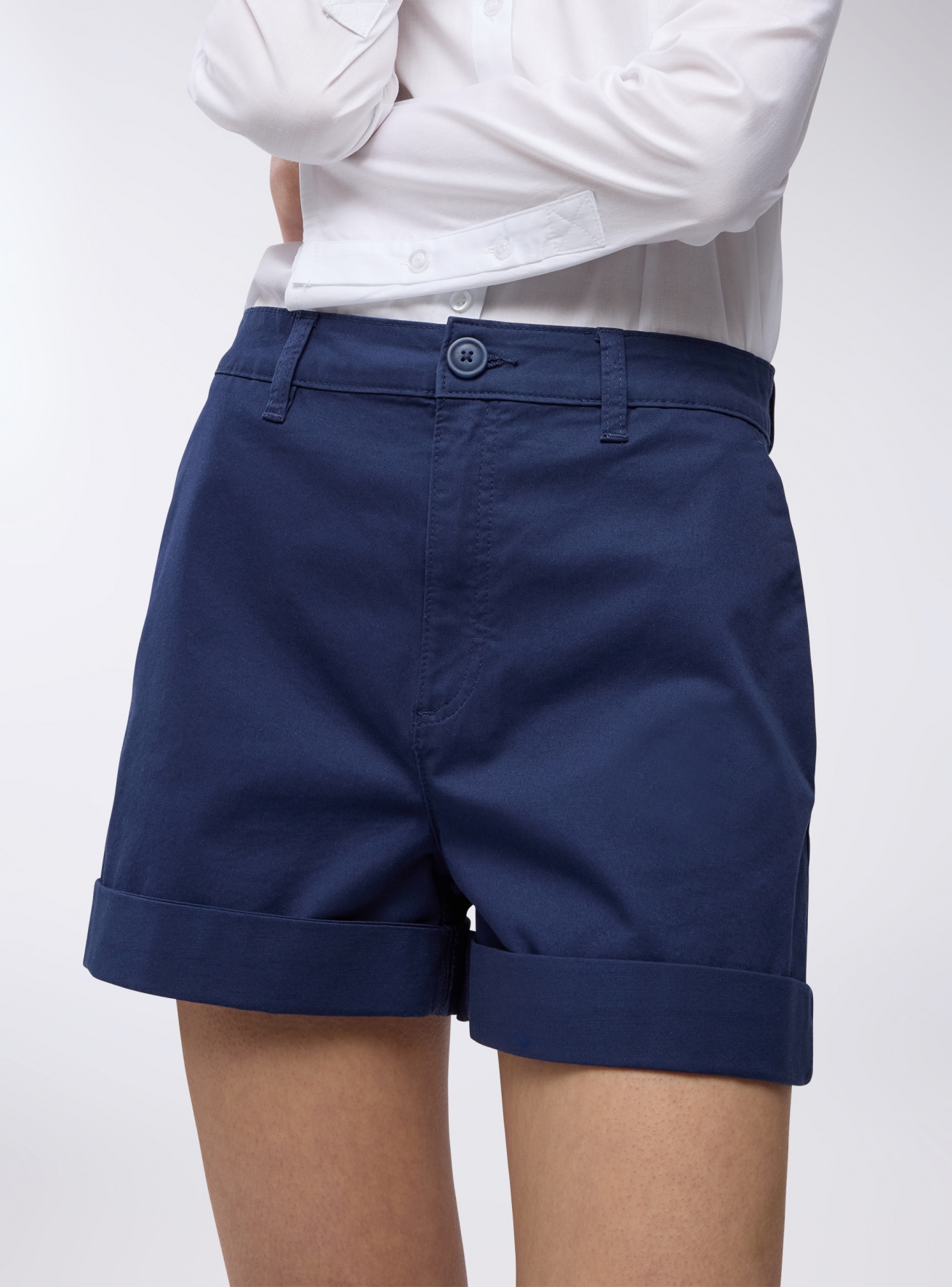 Short pants Woman Terranova