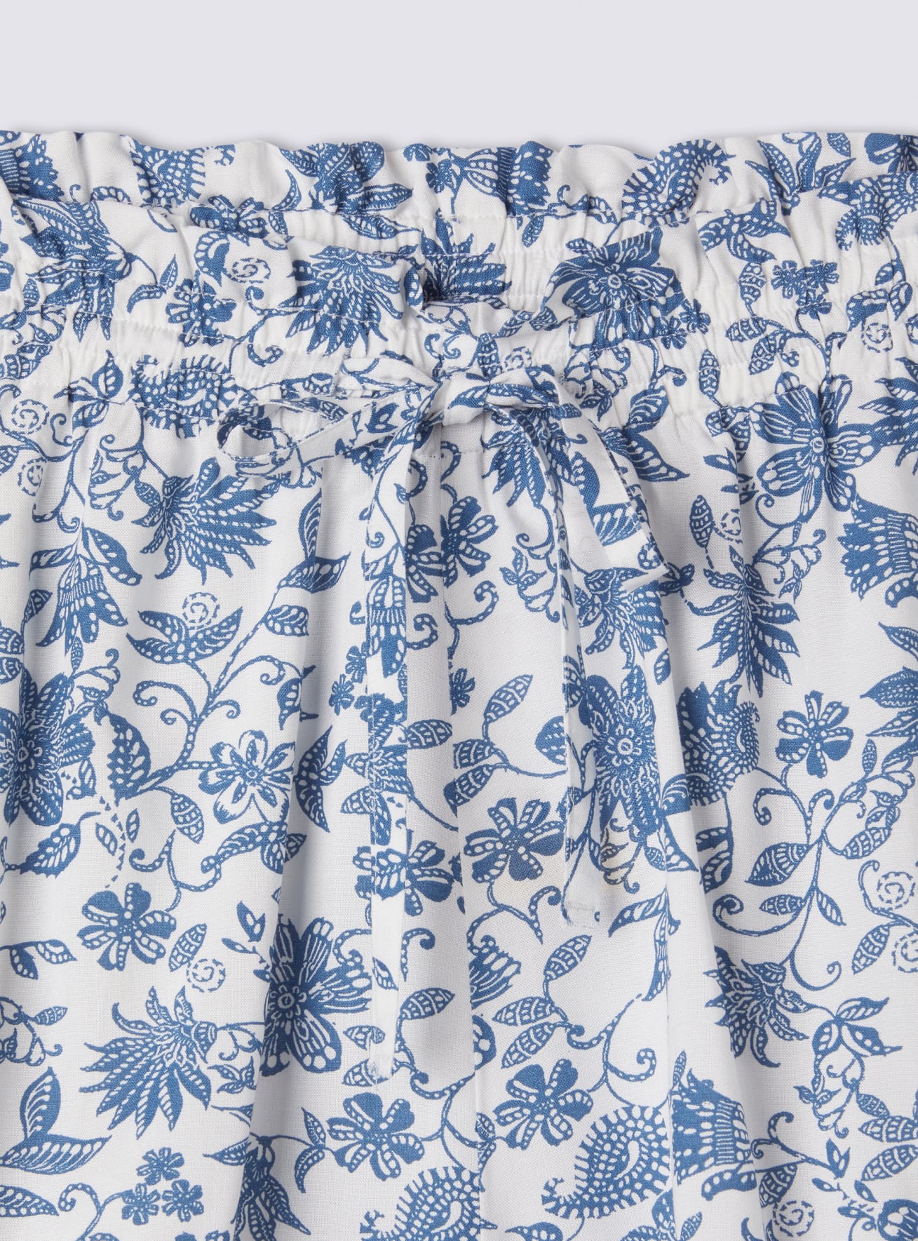 Short pants Woman Terranova