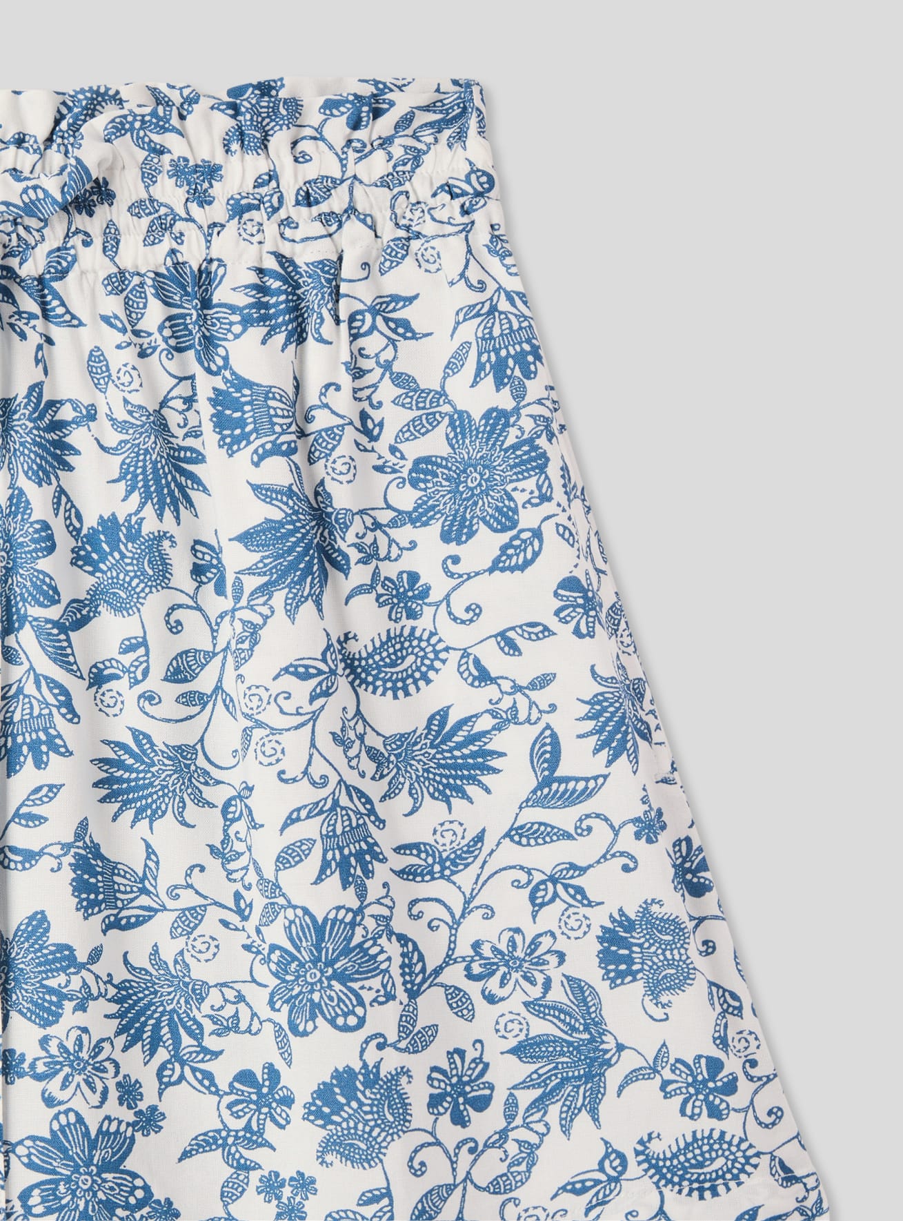 Short pants Woman Terranova