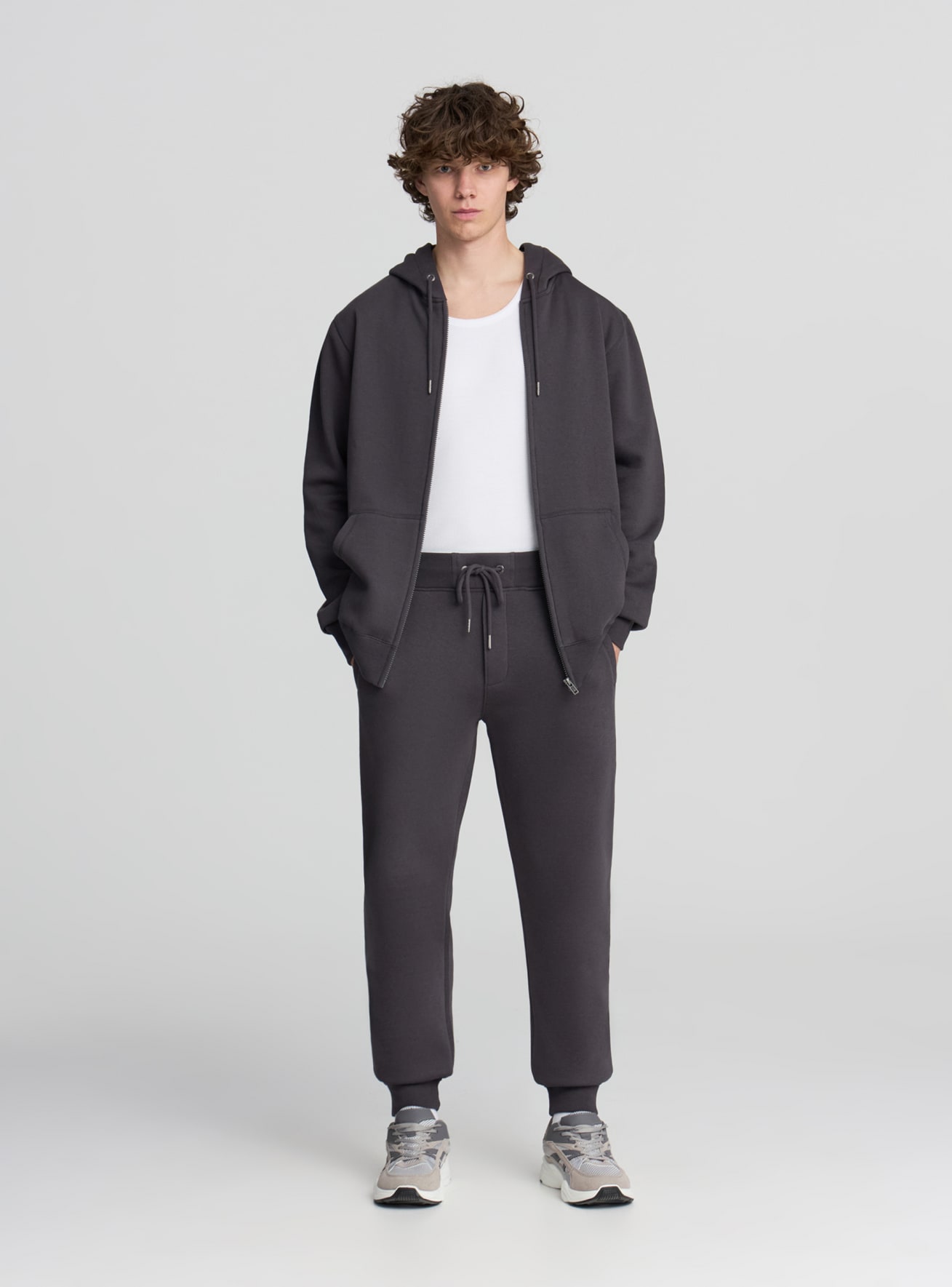 Felpa pesante con cappuccio e zip