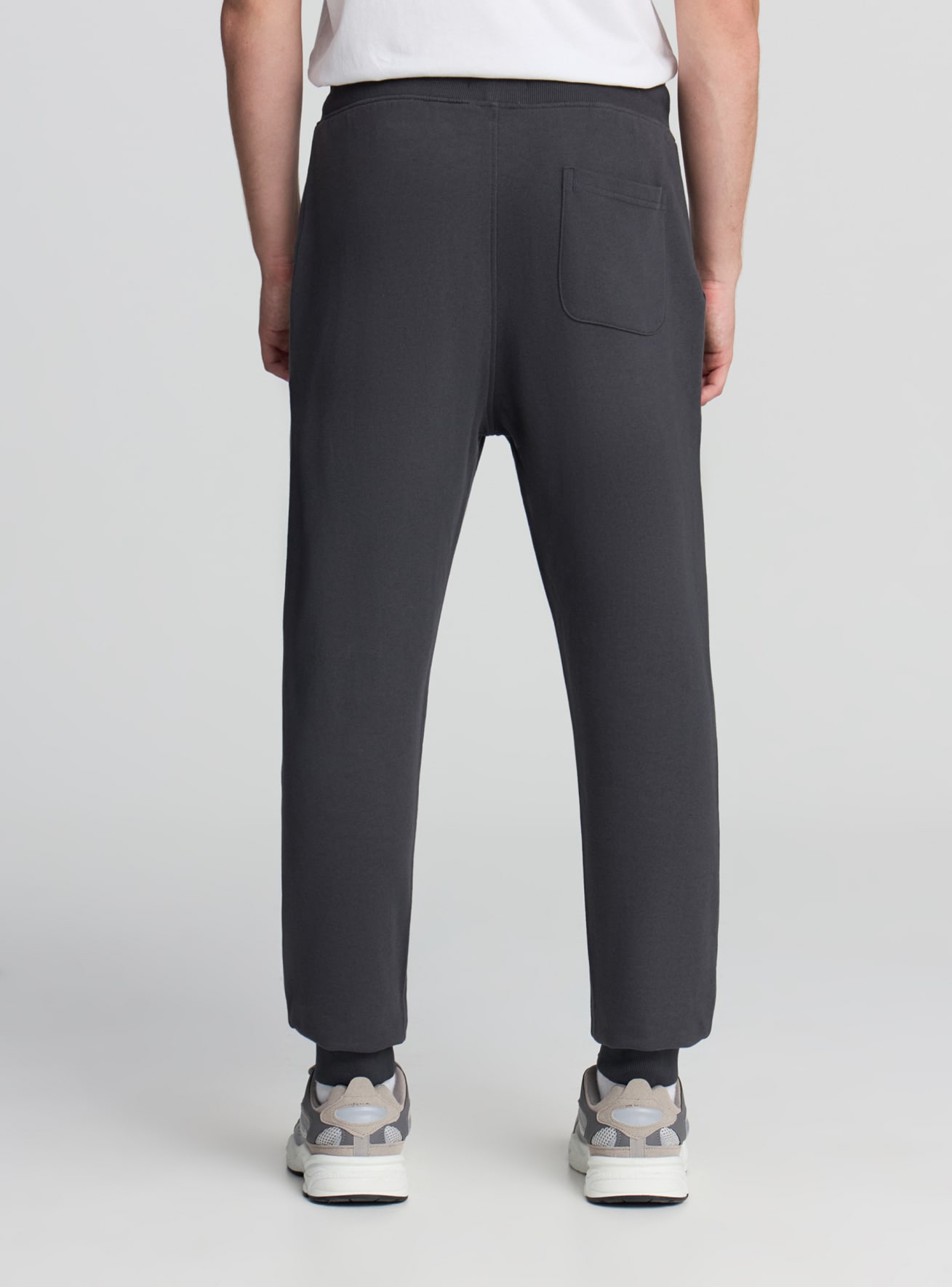 Duge sportske pantalone Muškarci Terranova