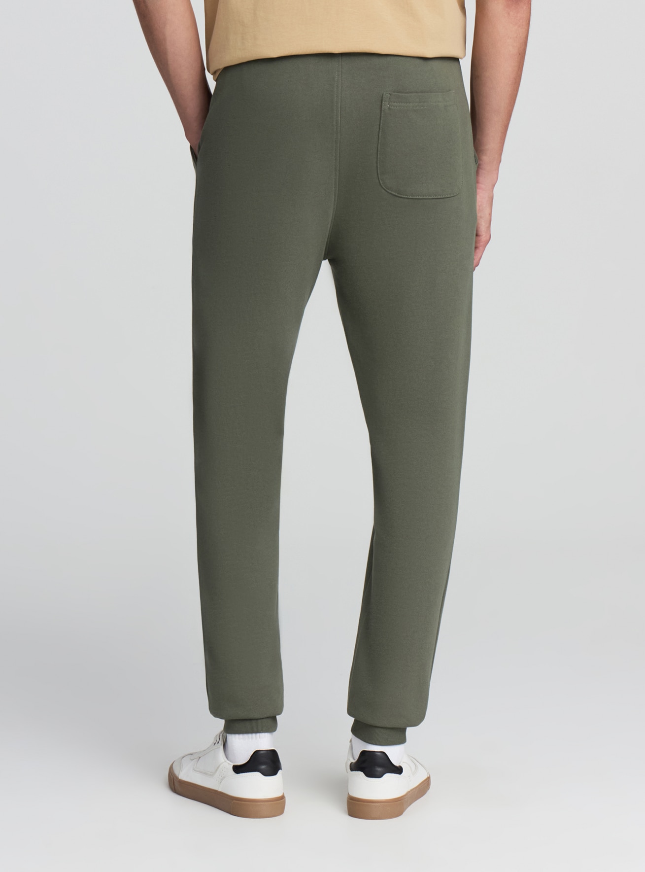 Duge sportske pantalone Muškarci Terranova