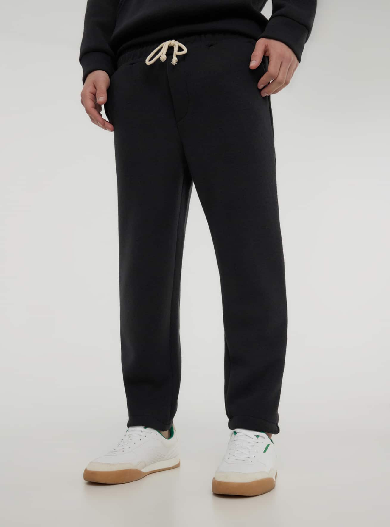 Pantaloni tinta unita