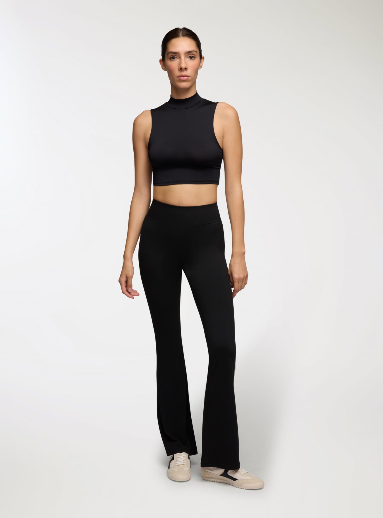 Legginsy dzwony w jednolitym kolorze