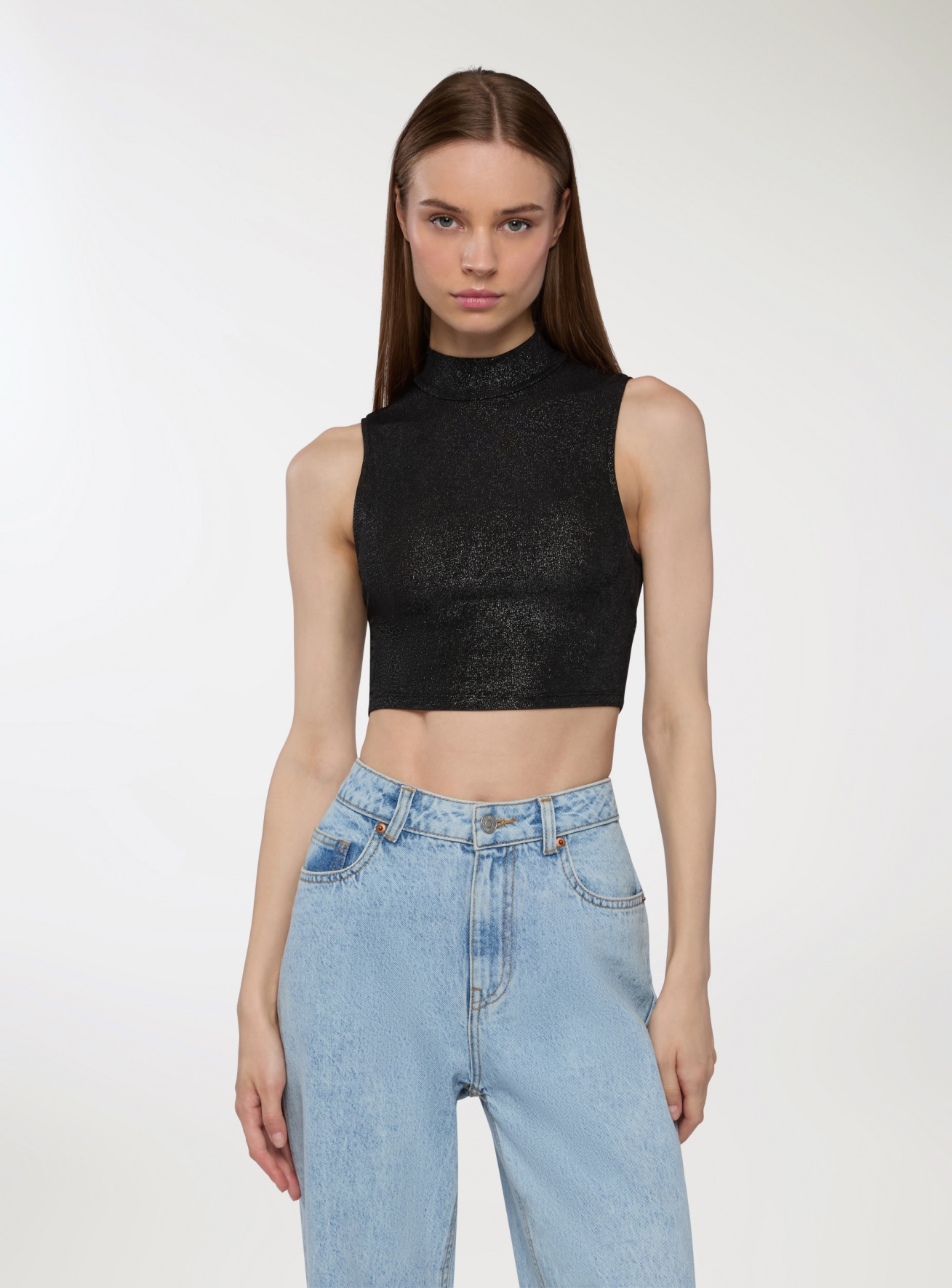 Top crop shiny turtleneck