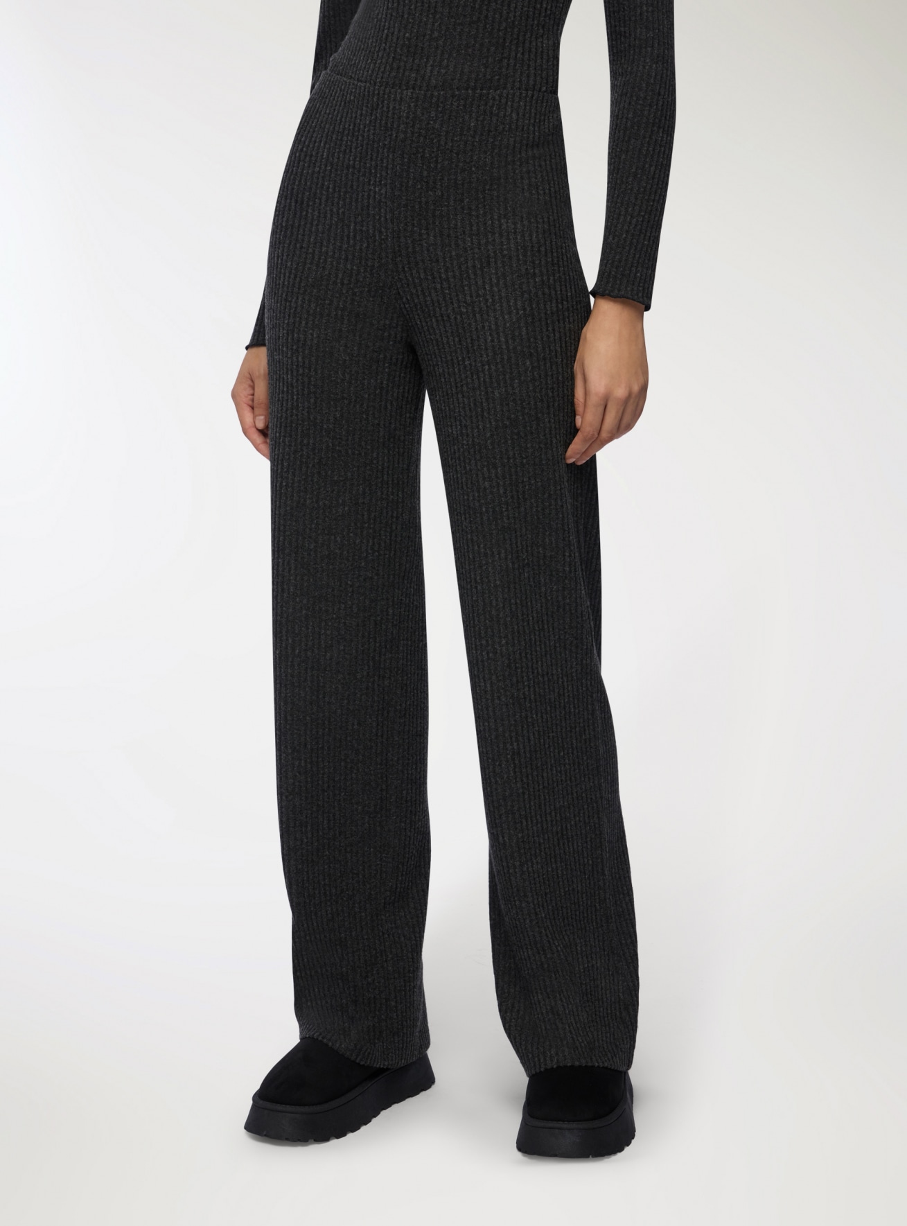 Długie spodnie Donna Terranova