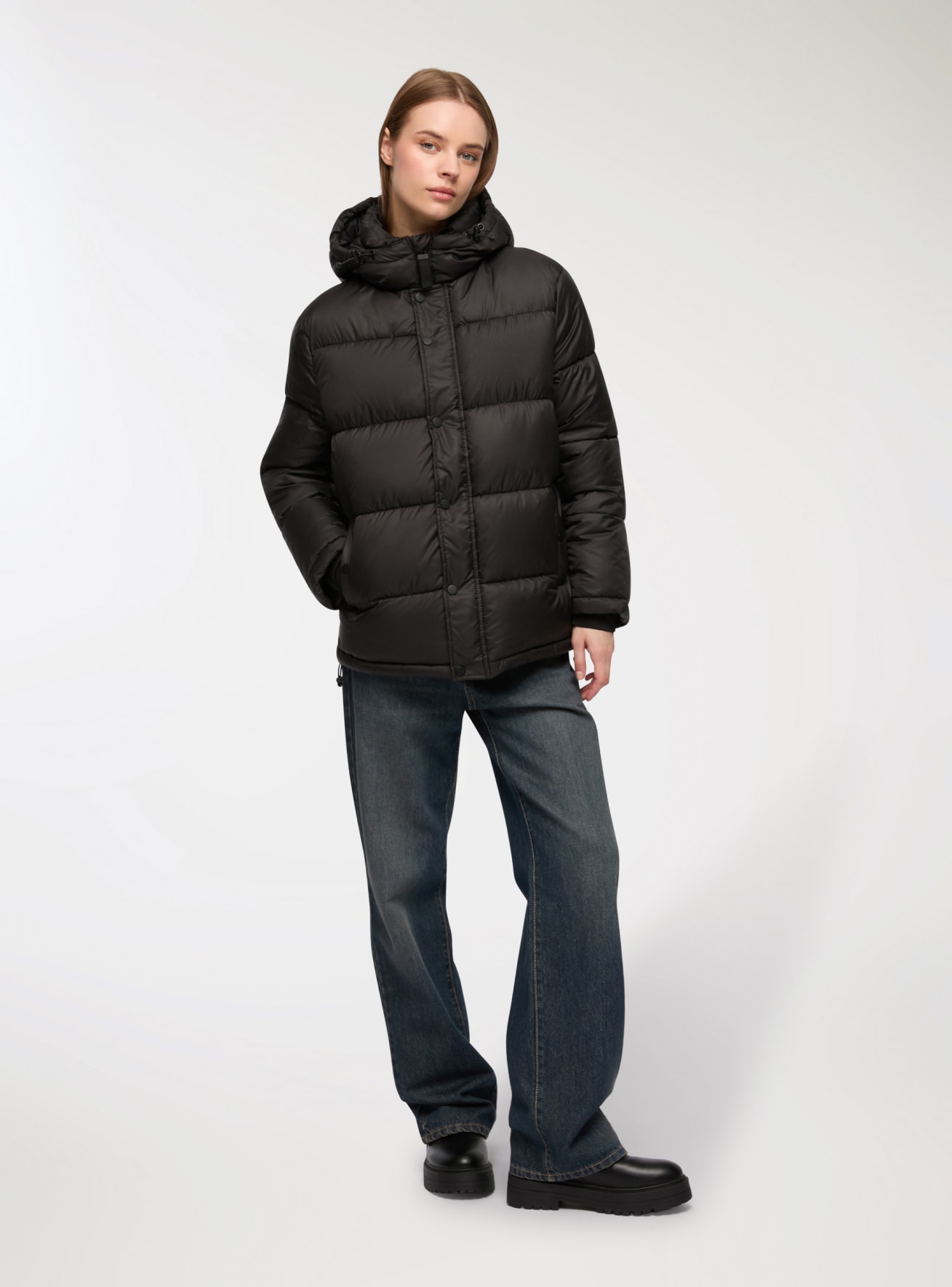 Giubbotto imbottito con cappuccio