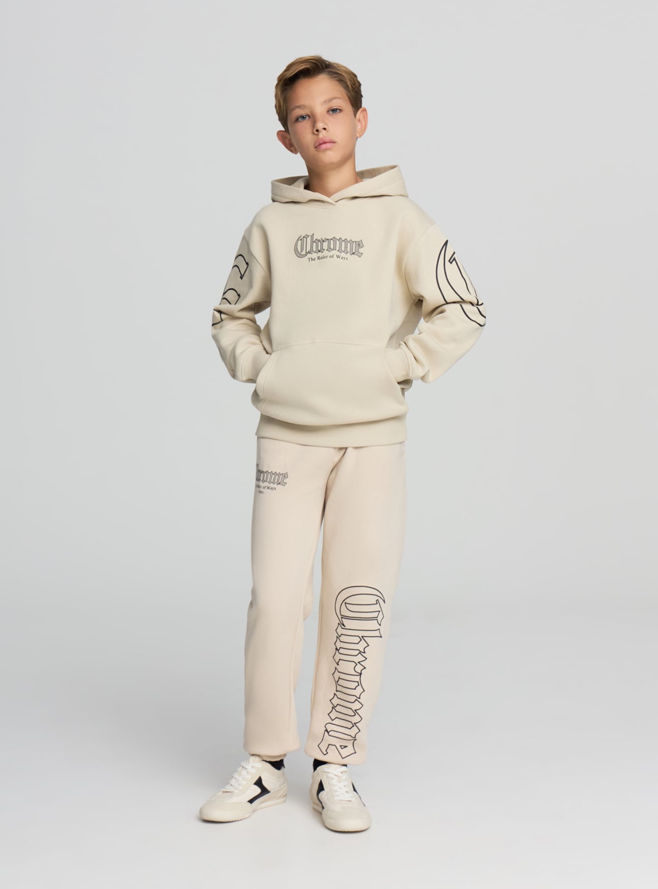 Pantalone ginnico Lungo Dečaci 010