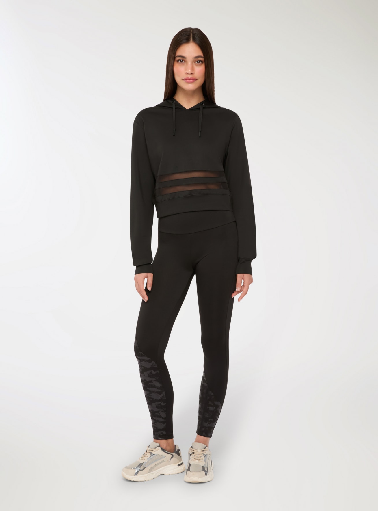 Sudadera deportiva con bandas transparentes