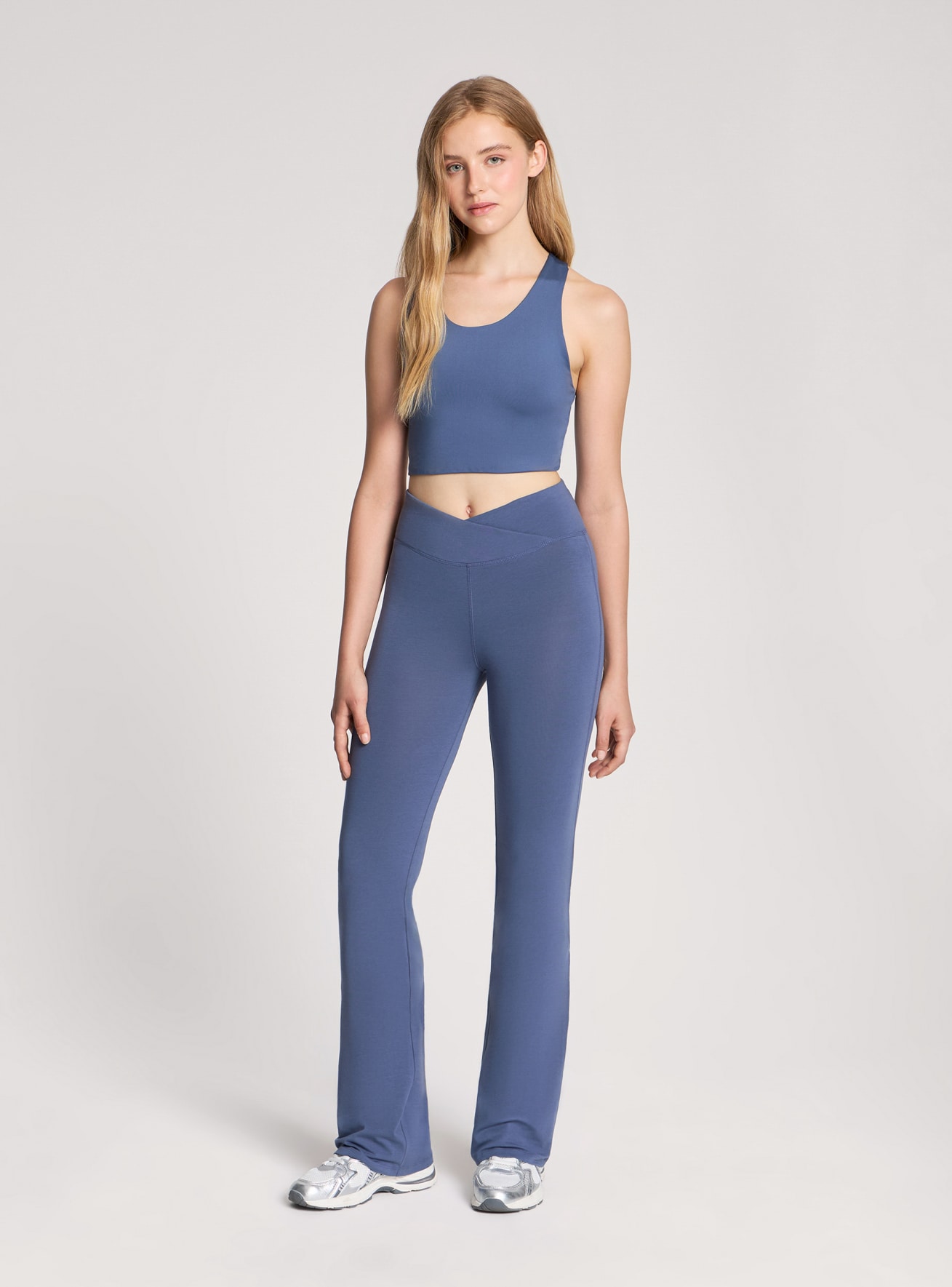 Leggings sportivi a zampa