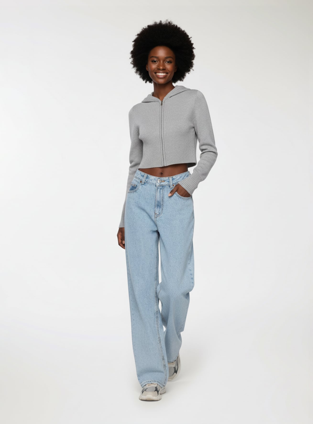 Maglia crop con zip e cappuccio