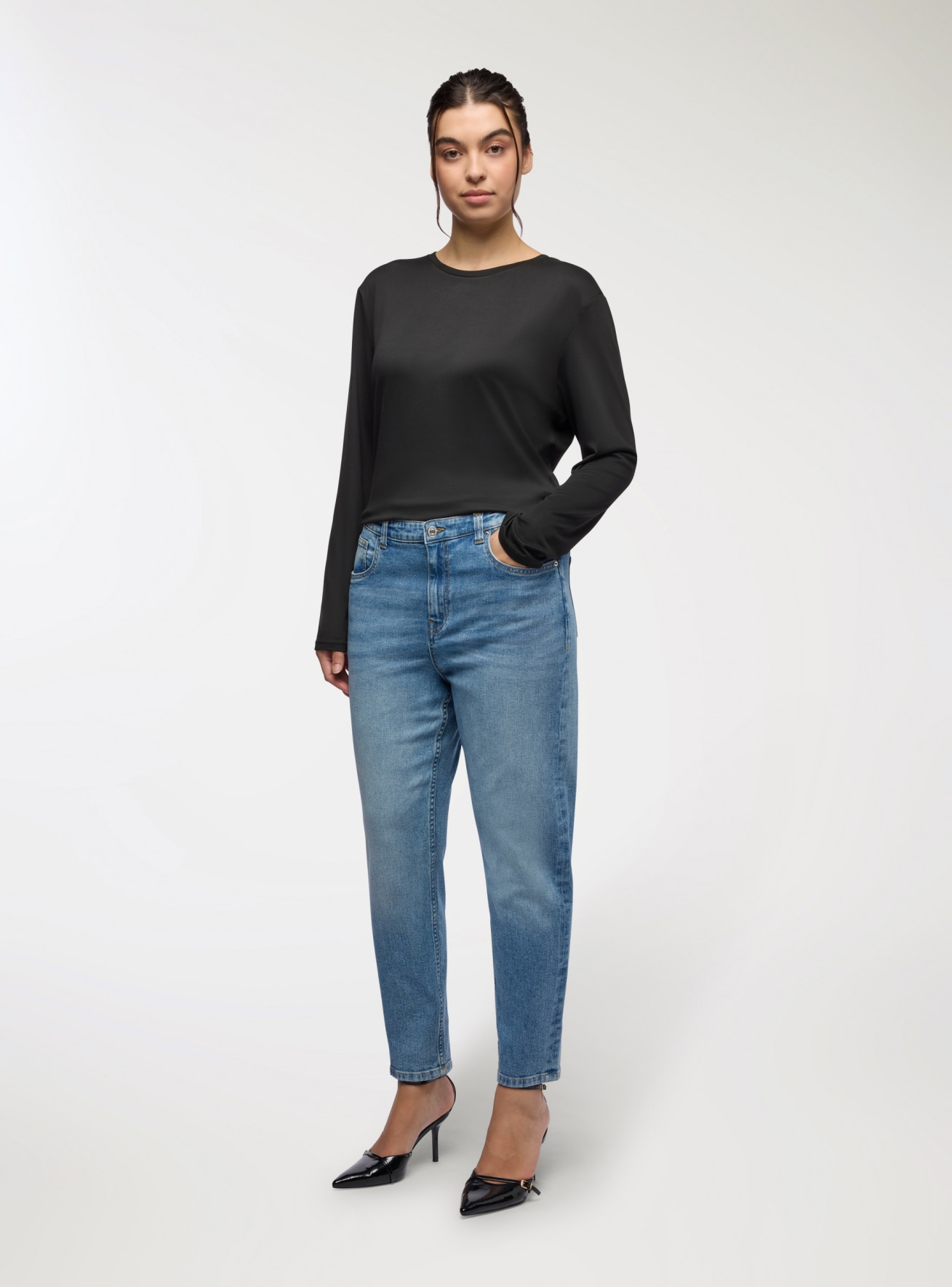 Jeans mom fit cinque tasche