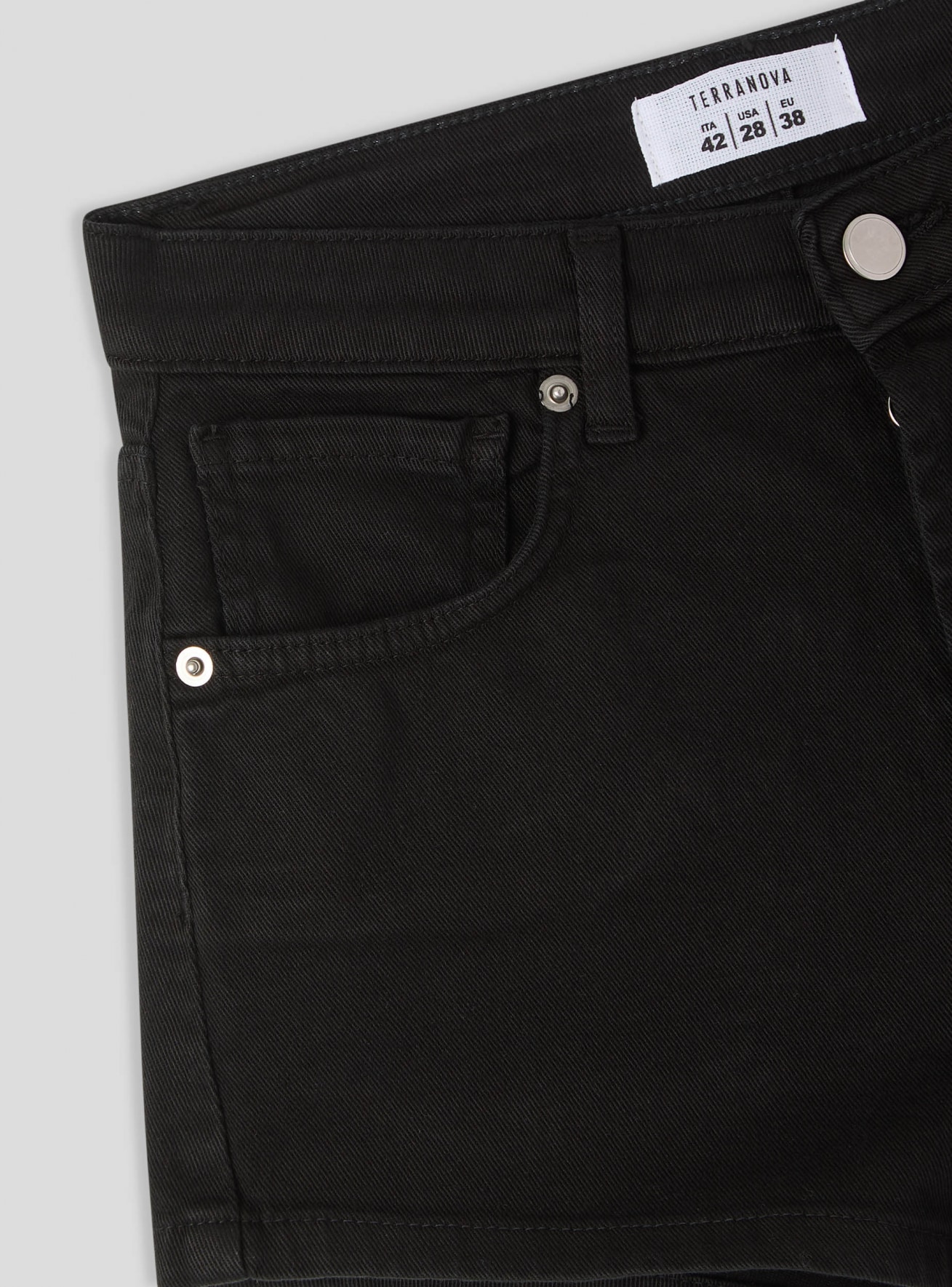 Short pants Woman Terranova