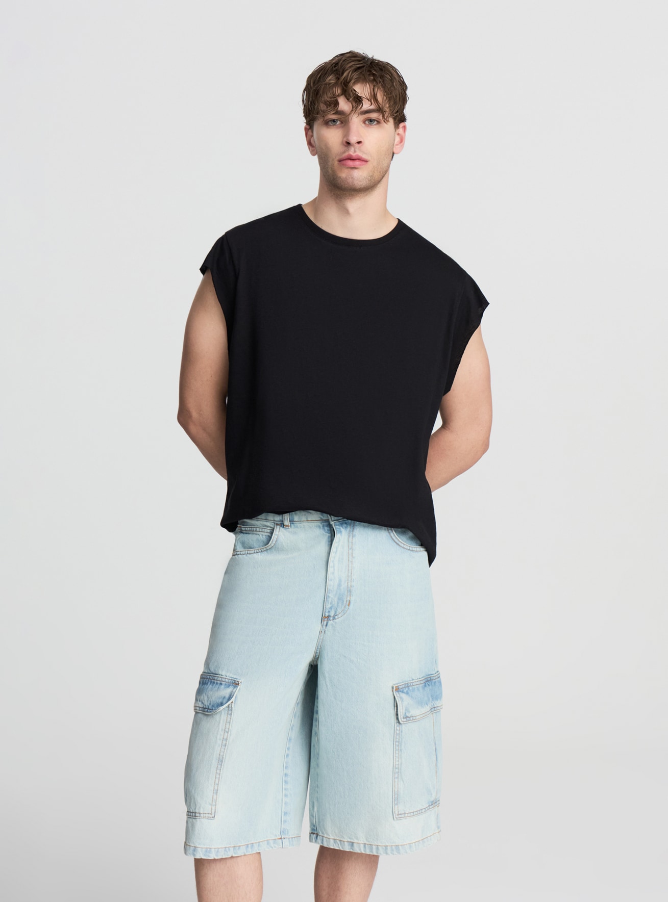 Short pants jeans Man Terranova