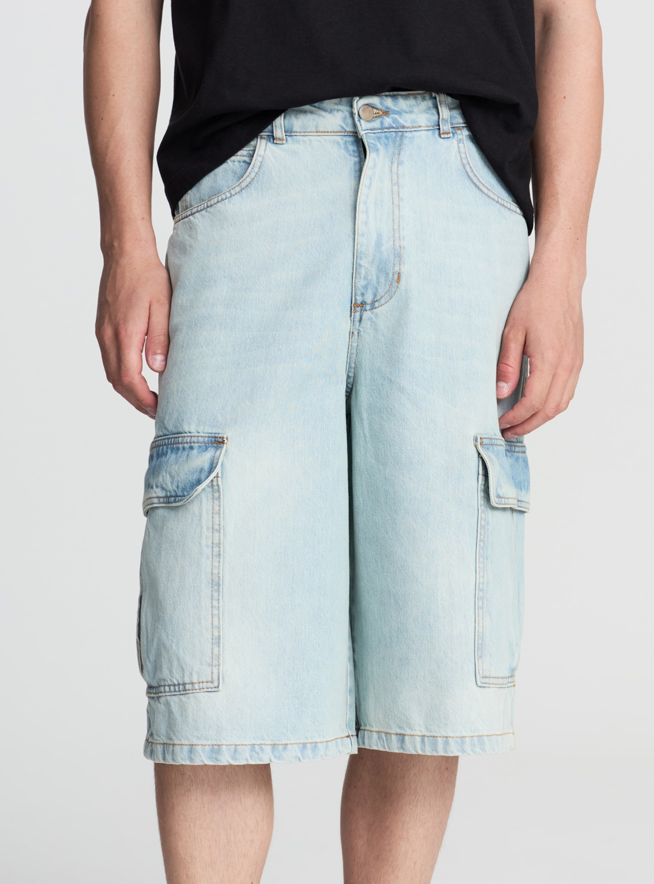 Short pants jeans Man Terranova