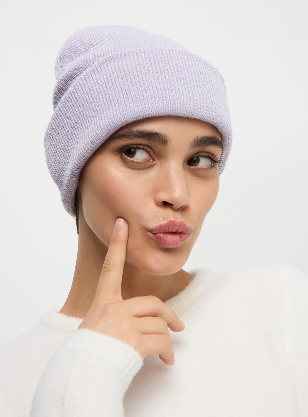Small-Hat Woman Terranova