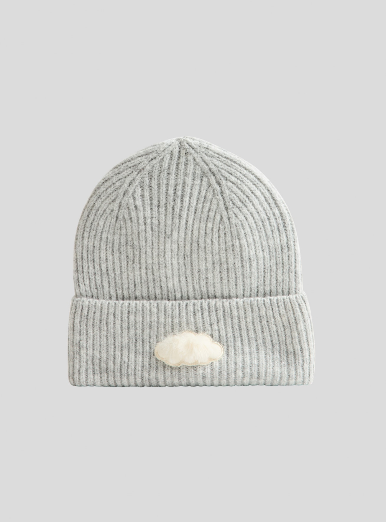 Small-Hat Woman Terranova