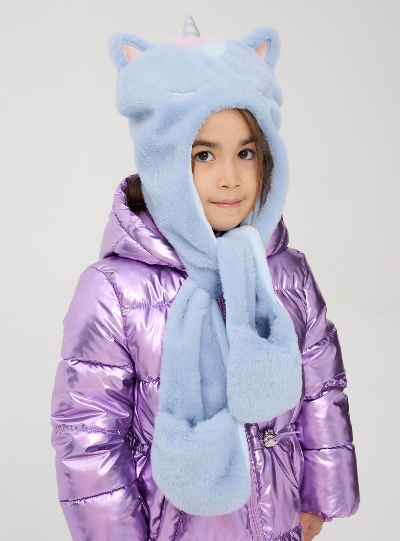 Small-Hat Girls Terranova