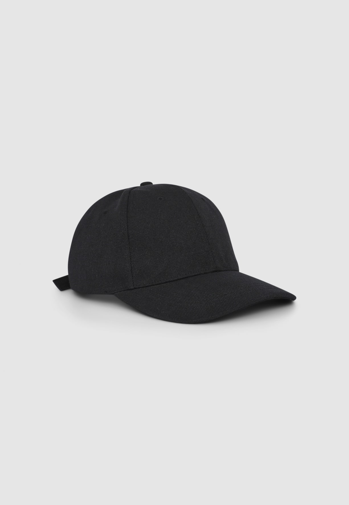 Small-Hat Woman Terranova