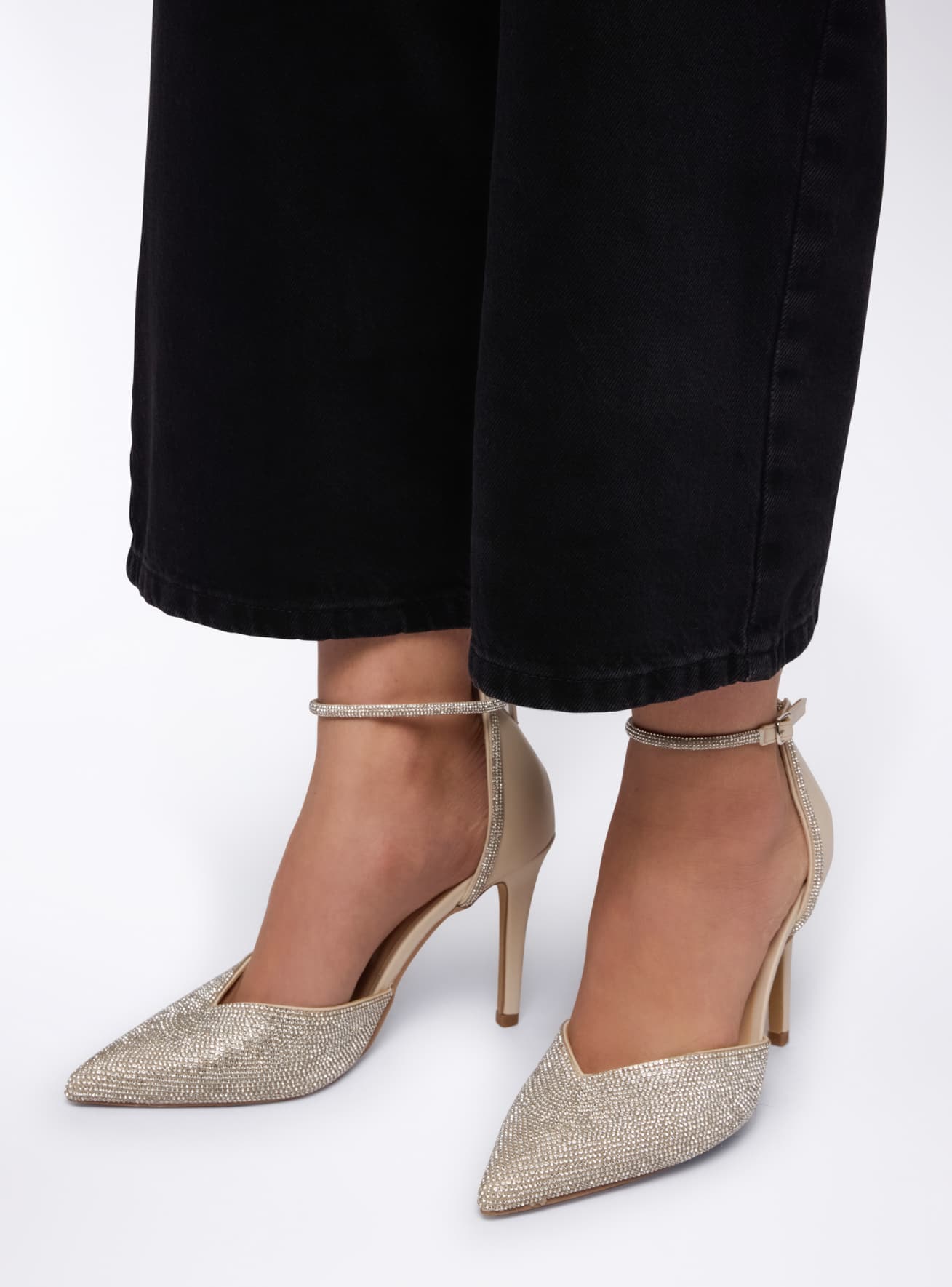 Footwear Woman Terranova