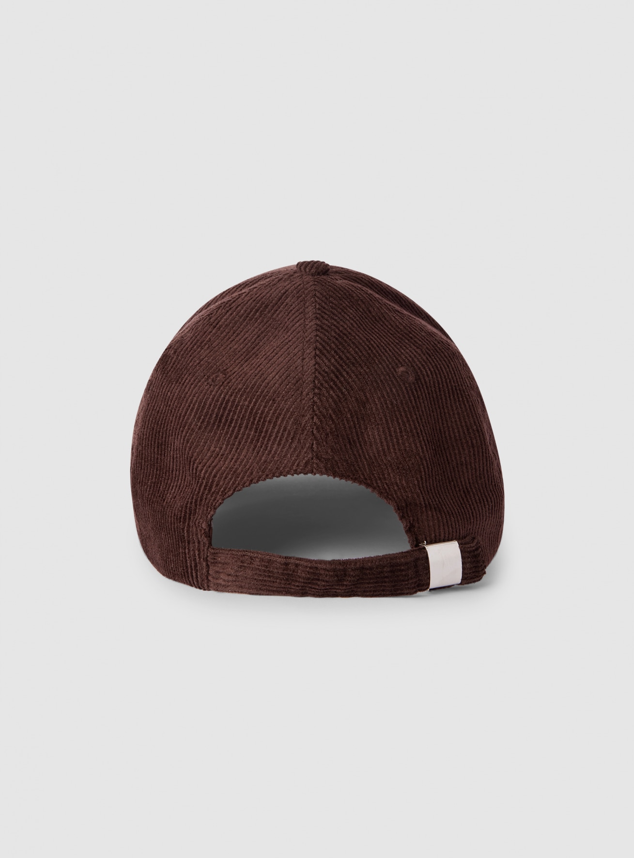 Small-Hat Woman Terranova